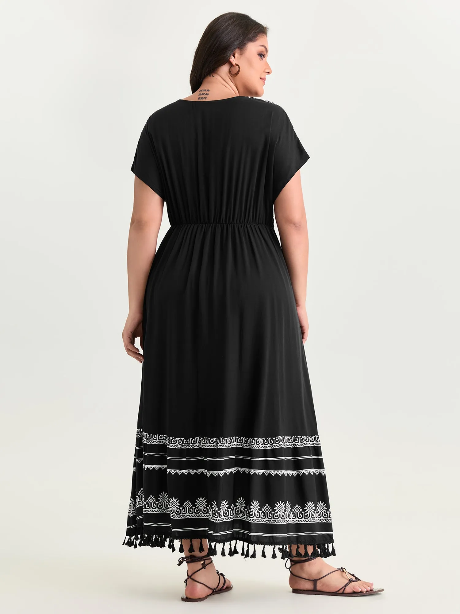 Boho Geometric Print V-Neck Maxi Dress sold by Bloomchic product image thumbnail 3