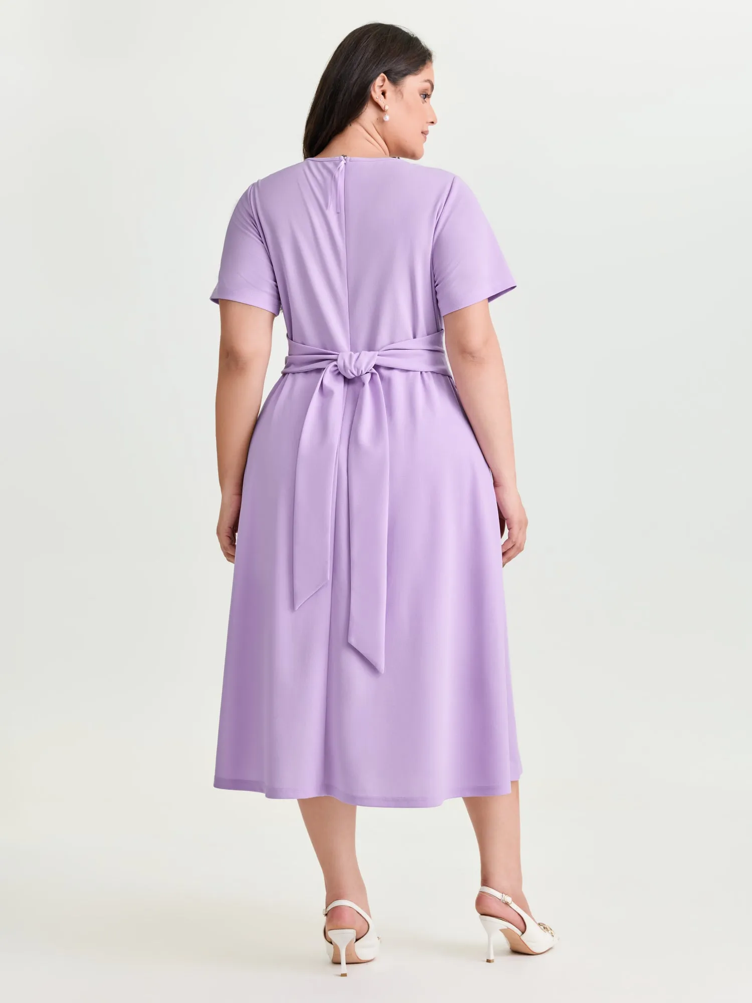 Stretchy Keyhole Neckline Fit And Flare Midi Dress sold by Bloomchic product image thumbnail 5
