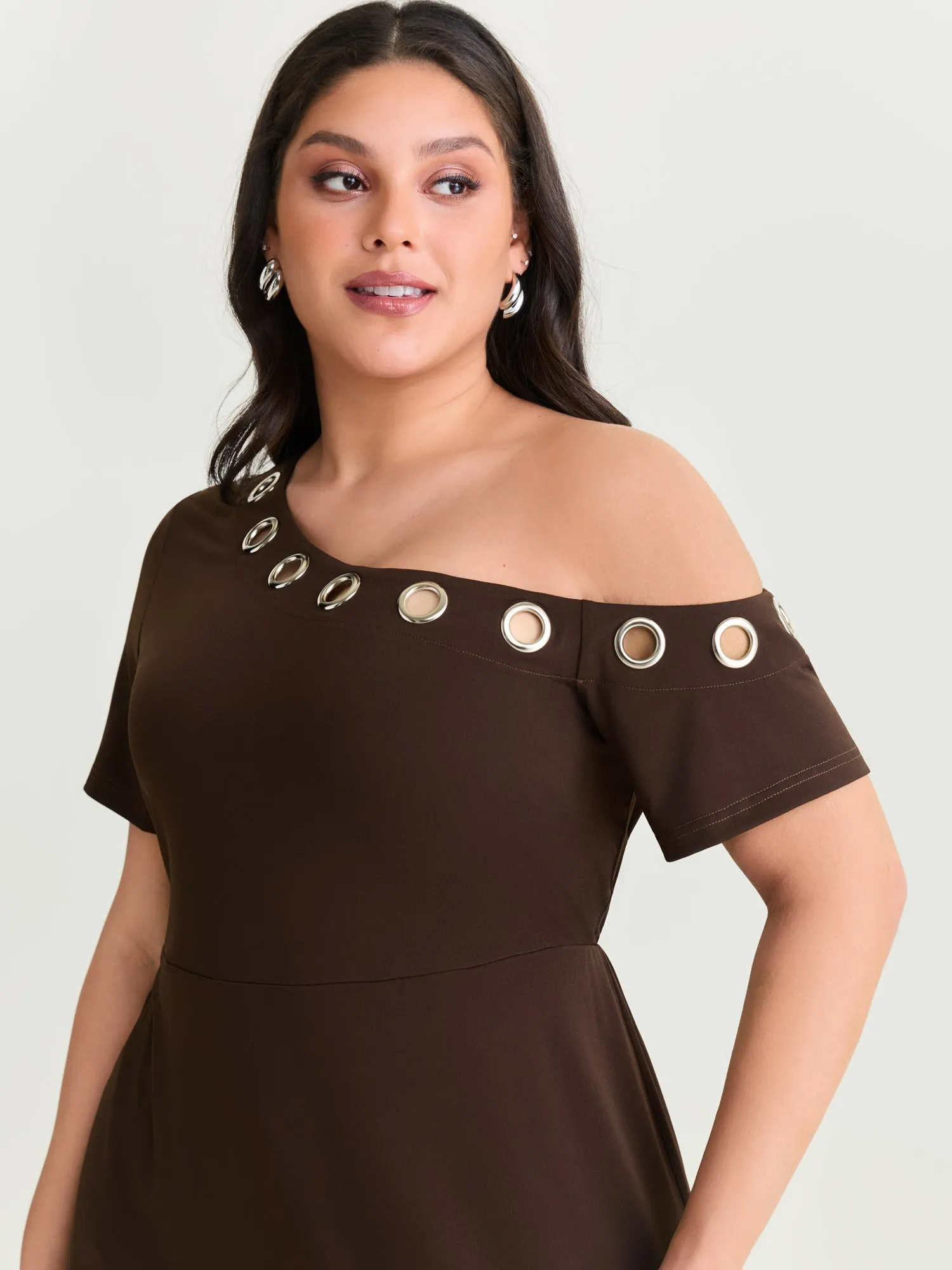 Stretchy Metal Eyelet Detail Bodycon Dress sold by Bloomchic product image thumbnail 2