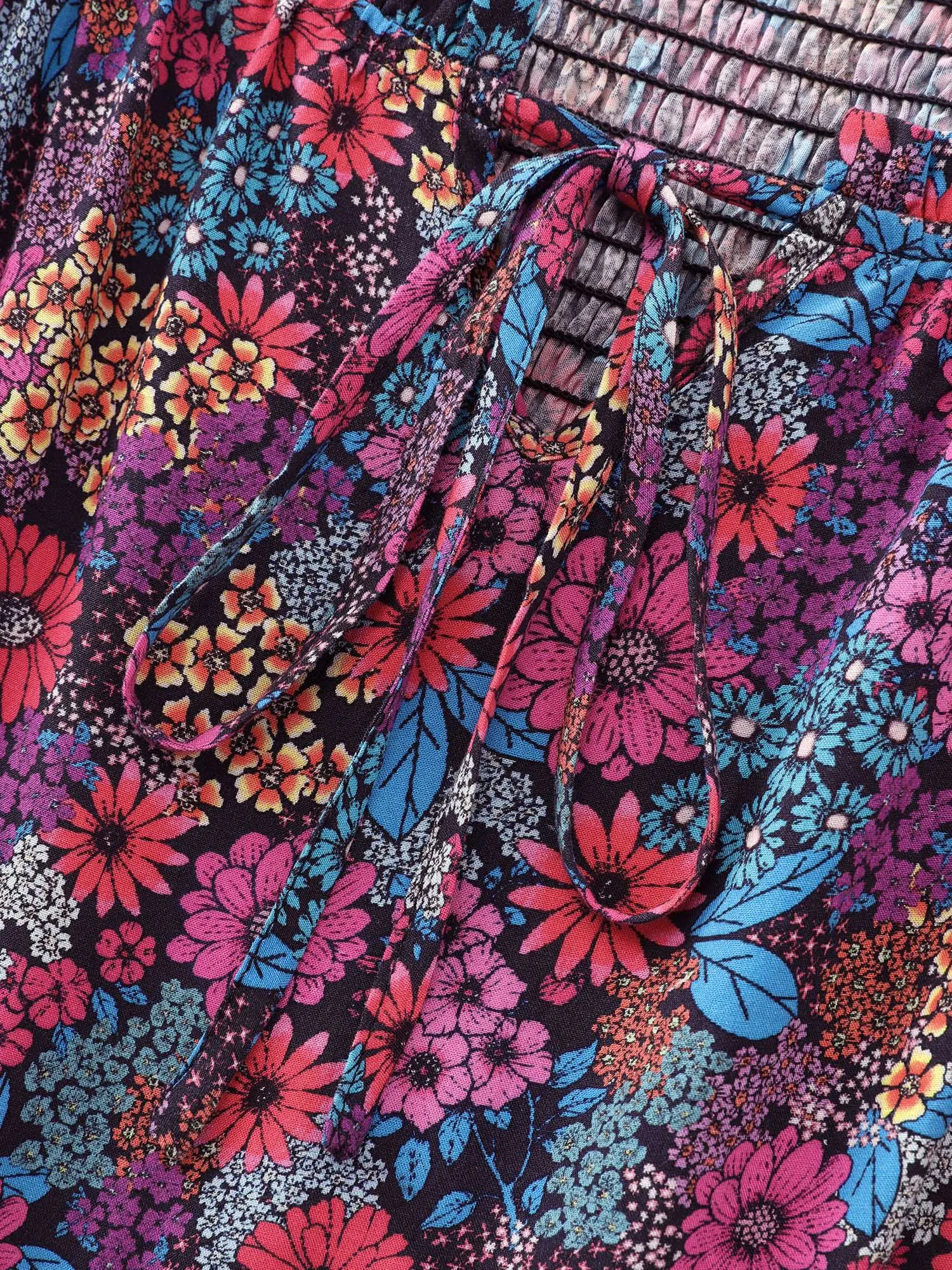 Sweet Floral Print Puff Sleeve Midi Dress sold by Bloomchic product image thumbnail 4