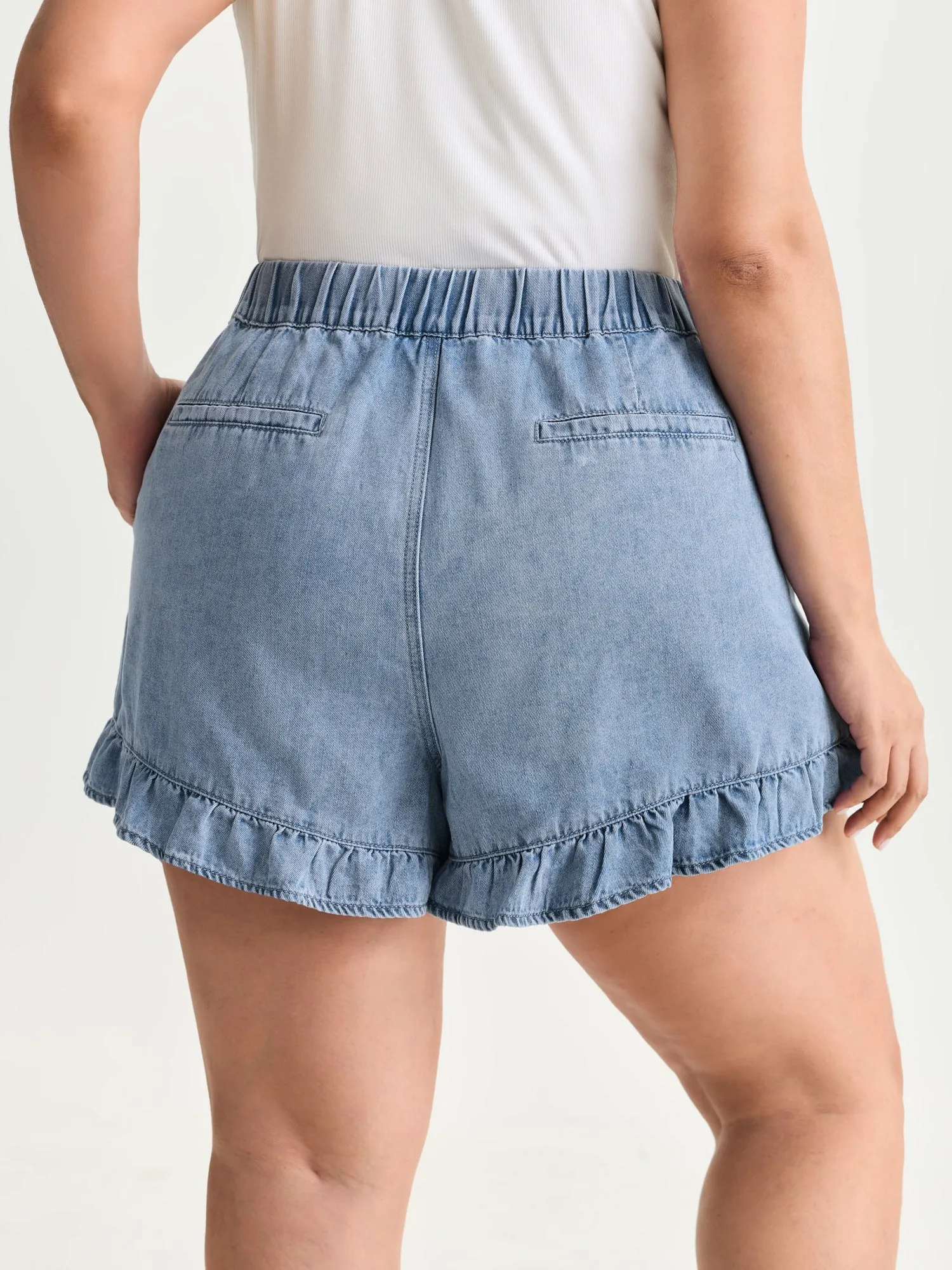 Elastic Waistband Straight-Leg Denim Shorts sold by Bloomchic product image thumbnail 5