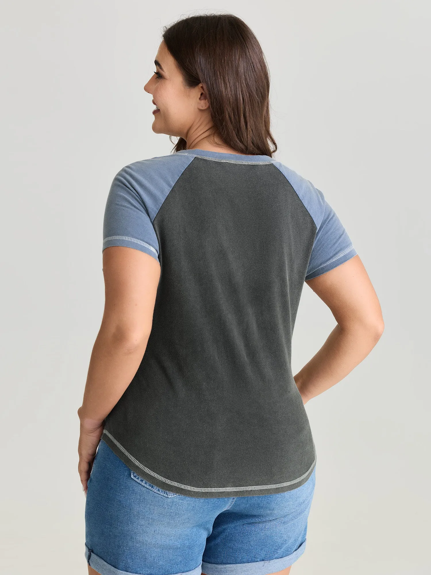 Cotton Stretchy Color Contrast Curvy Hem T-Shirt sold by Bloomchic product image thumbnail 5
