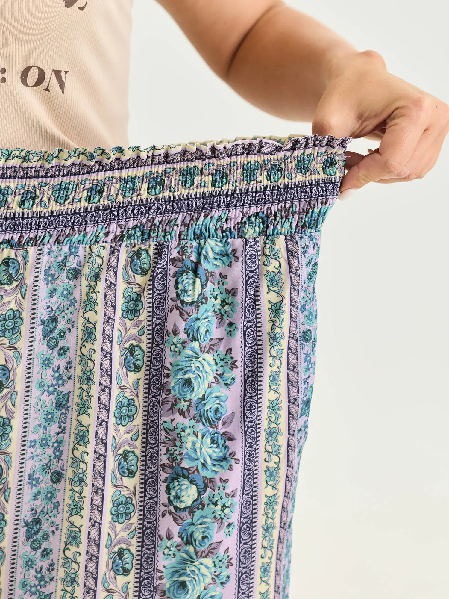 Striped Print Shirred Waist Wide-Leg Pants sold by Bloomchic product image thumbnail 4