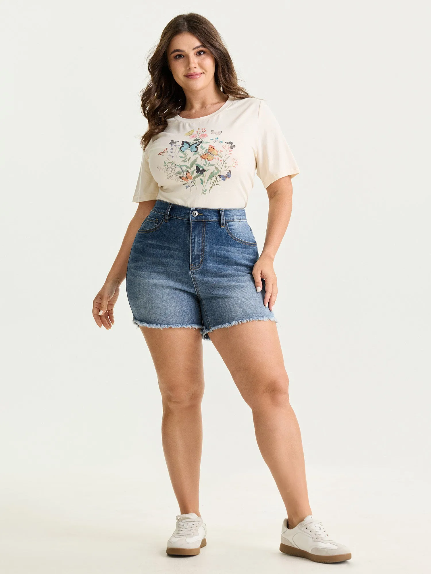 Stretchy Waist Raw Hem Straight-Leg Denim Shorts sold by Bloomchic product image thumbnail 2
