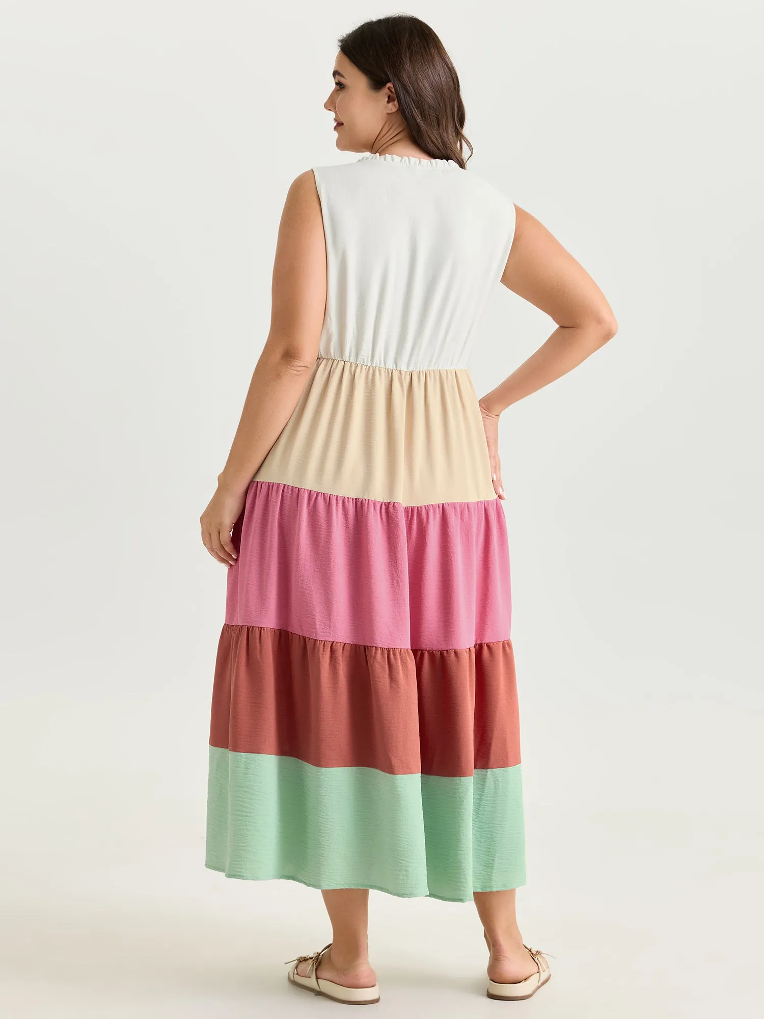 Colorblock Tiered Sleeveless Maxi Dress sold by Bloomchic product image thumbnail 4
