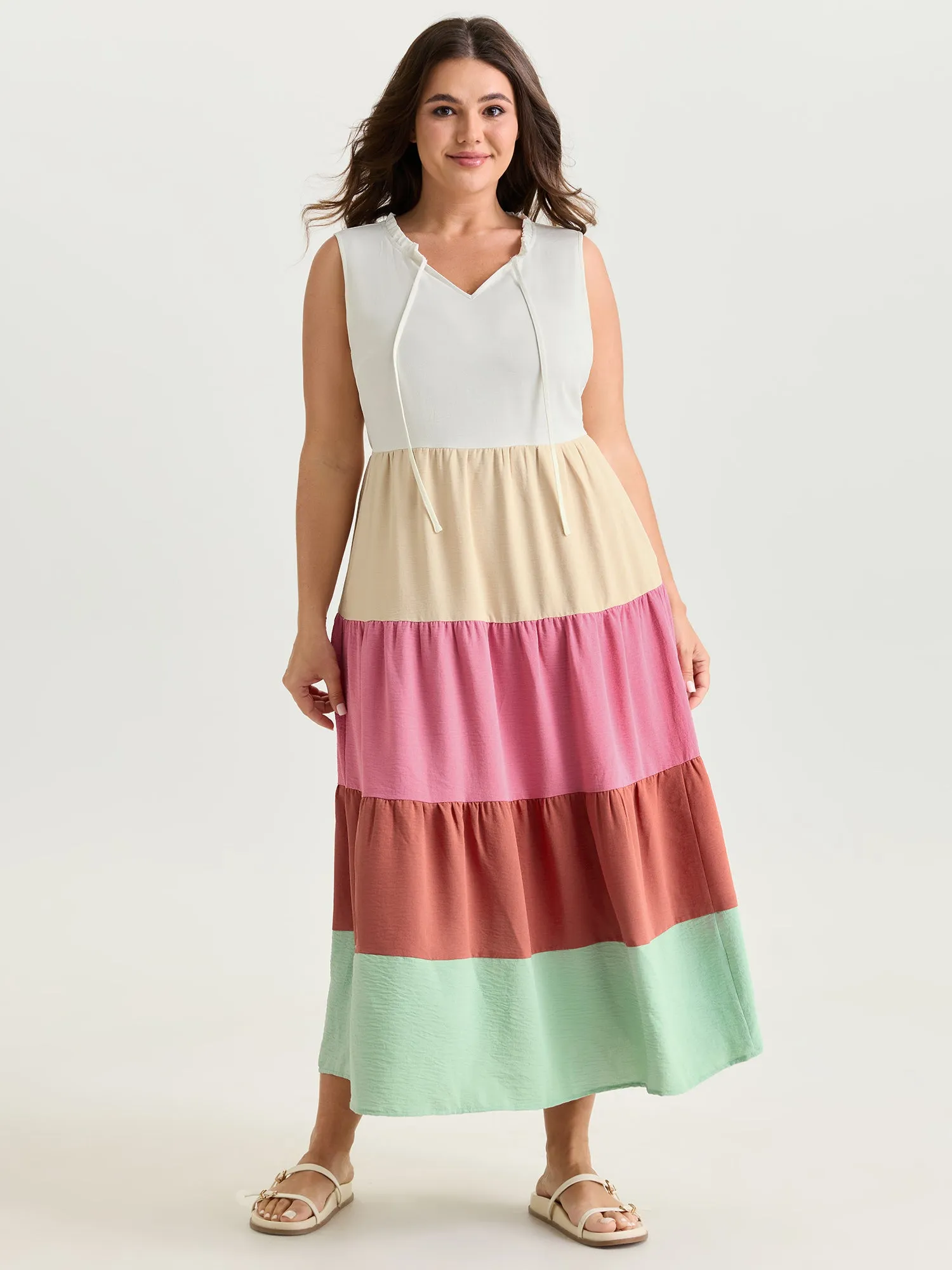 Colorblock Tiered Sleeveless Maxi Dress sold by Bloomchic product image thumbnail 3