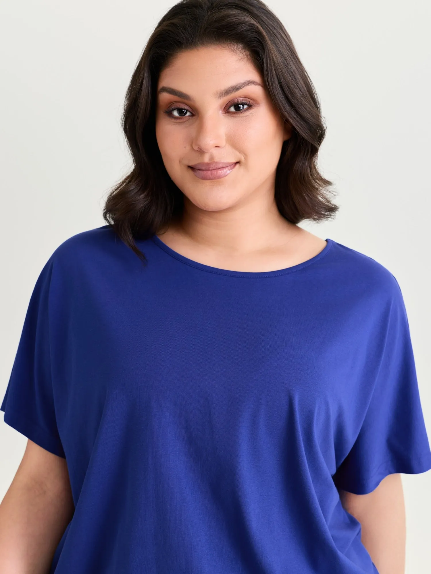 Batwing Sleeve Bubble Hem T-Shirt sold by Bloomchic product image thumbnail 2
