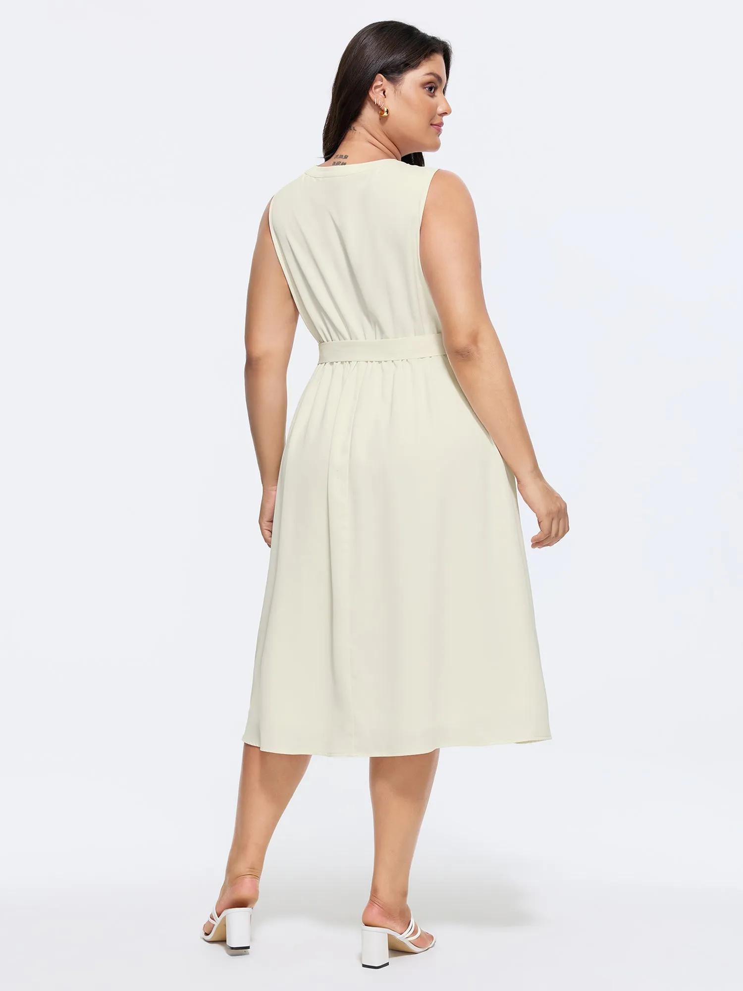 Keyhole Neckline Stretchy Waist-Tie Midi Dress sold by Bloomchic product image thumbnail 4