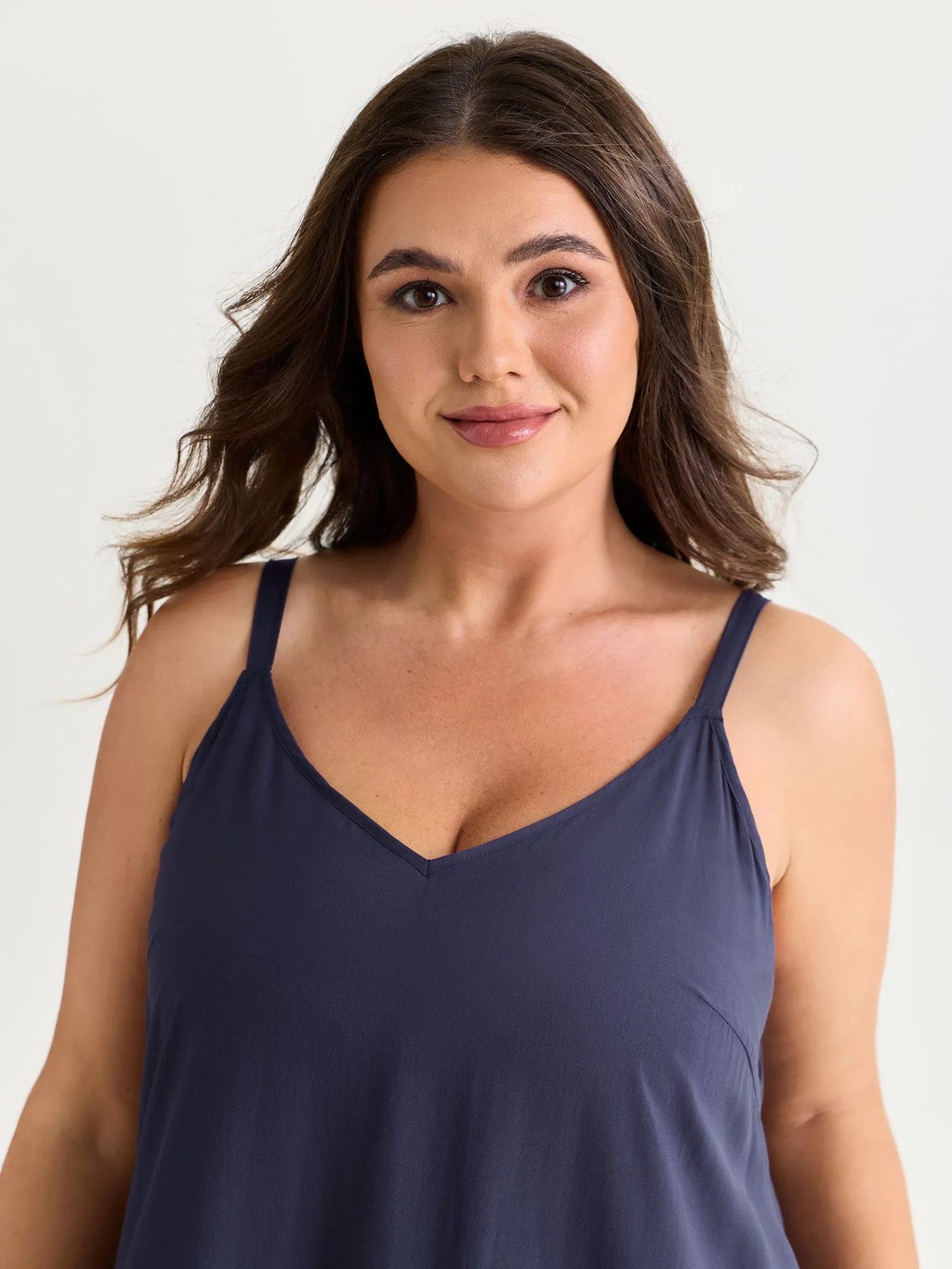 Colorblock Tiered Pockets Cami Midi Dress sold by Bloomchic product image thumbnail 2