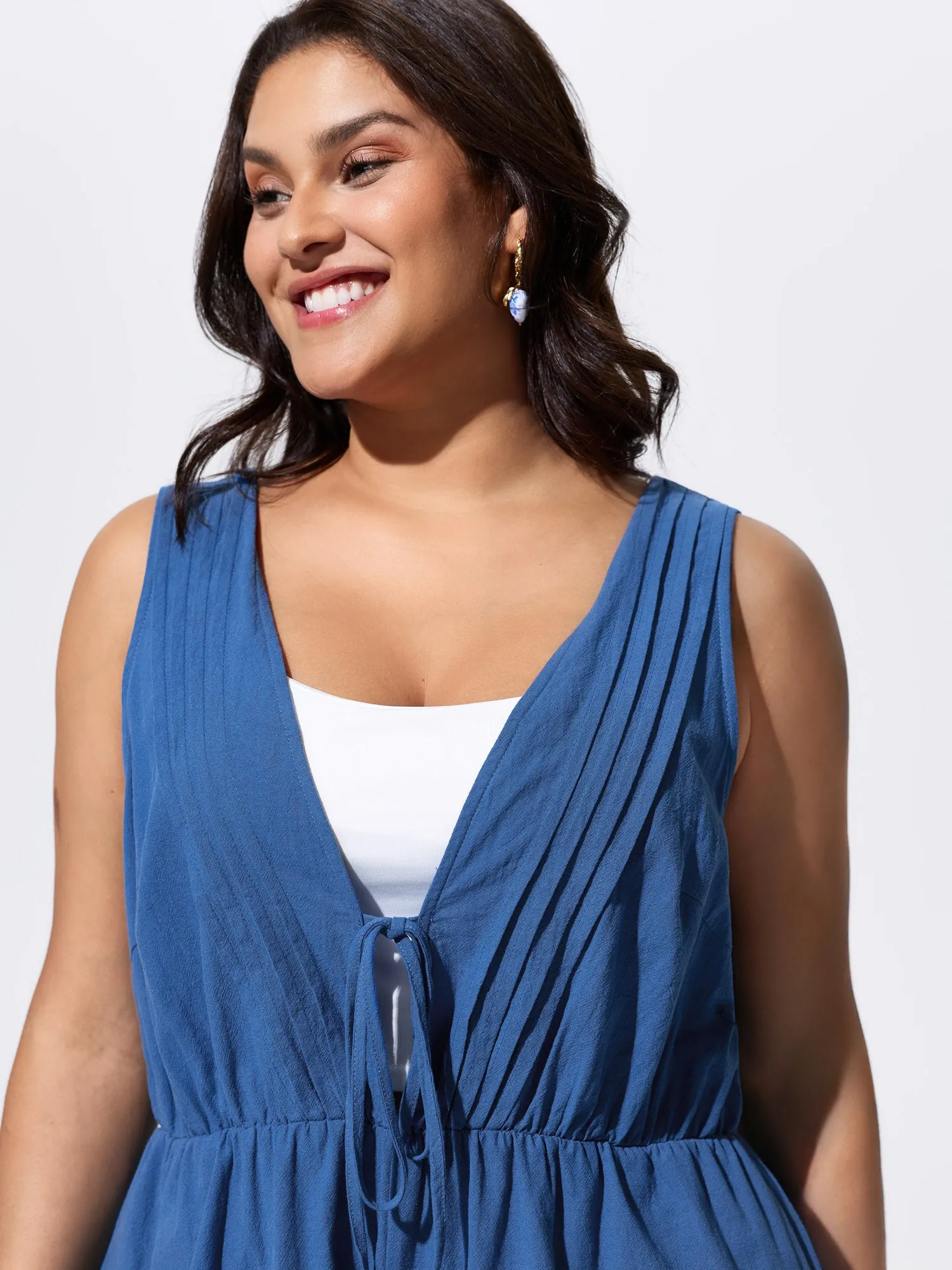 Cotton Pleated Open Back-Ties Plain Romper sold by Bloomchic product image thumbnail 4