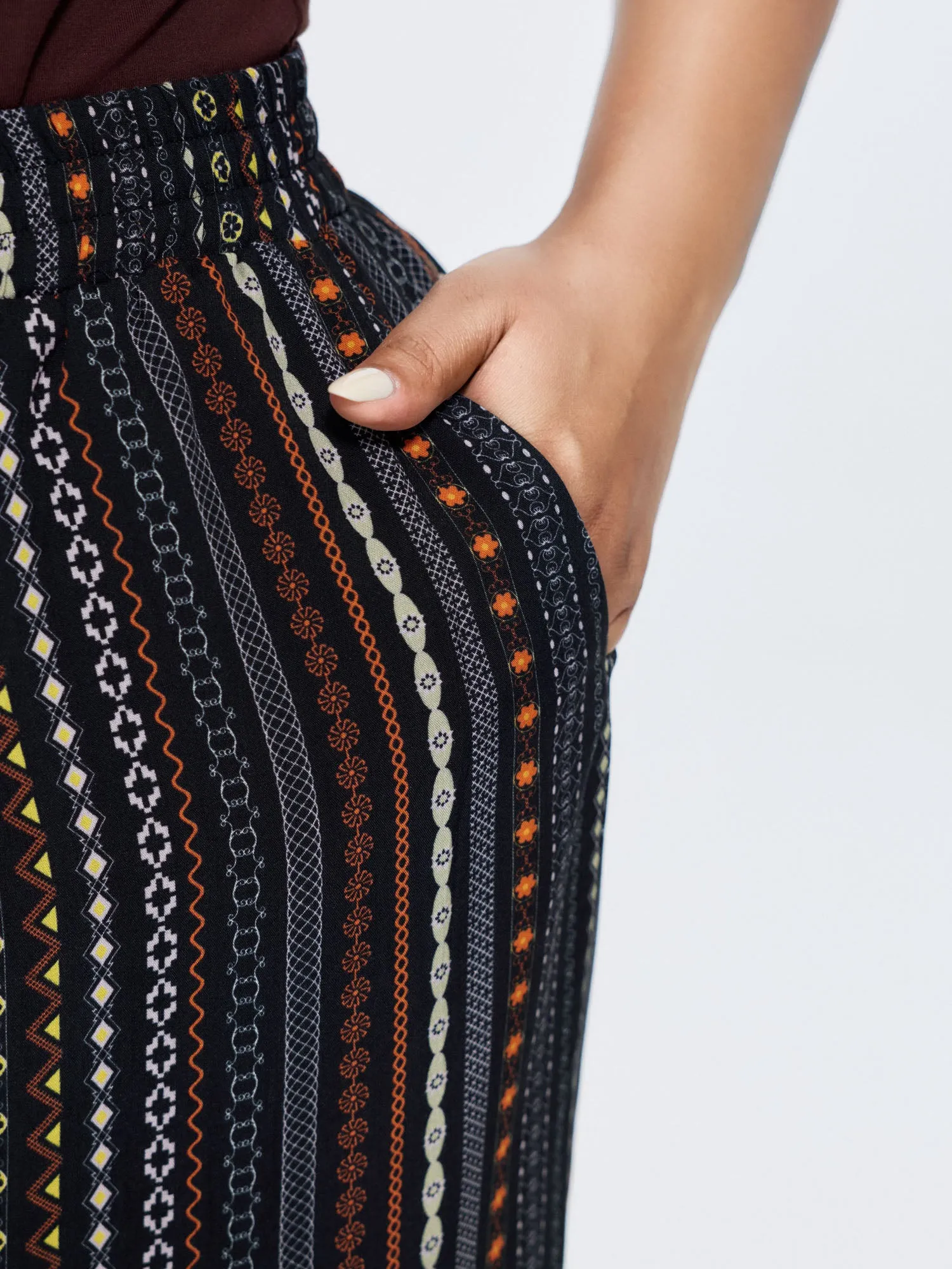 Striped Pockets Wide-Leg Pants sold by Bloomchic product image thumbnail 3