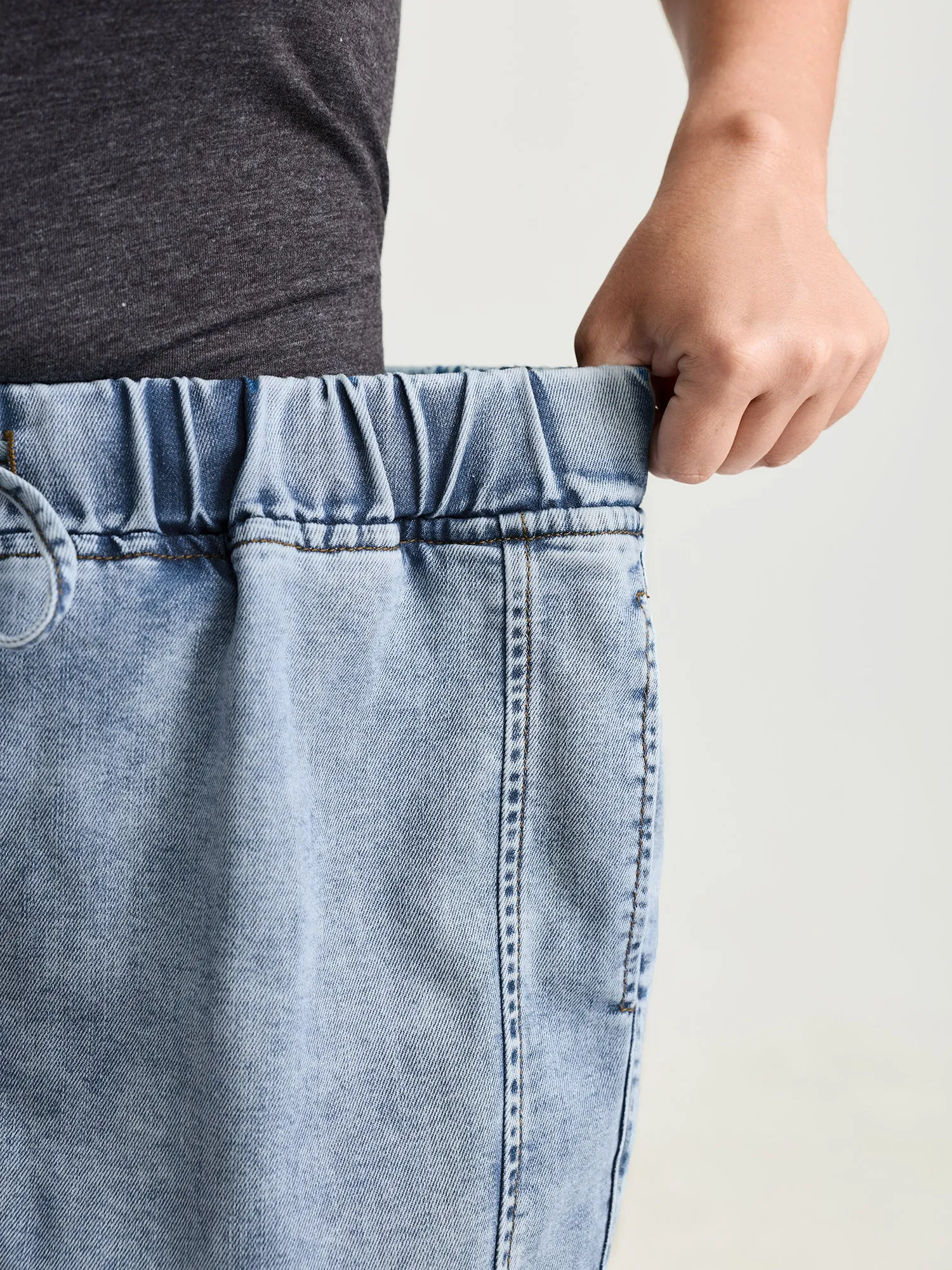 Stretchy Elastic Waistband Skinny-Fit Jeans sold by Bloomchic product image thumbnail 4