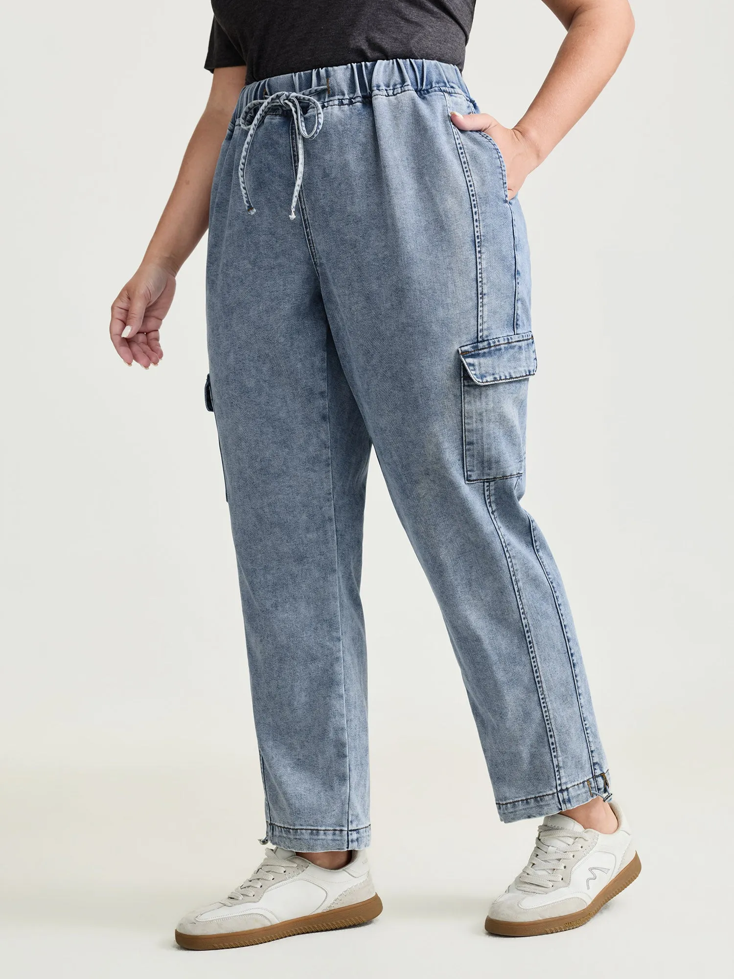 Stretchy Elastic Waistband Skinny-Fit Jeans sold by Bloomchic product image thumbnail 2