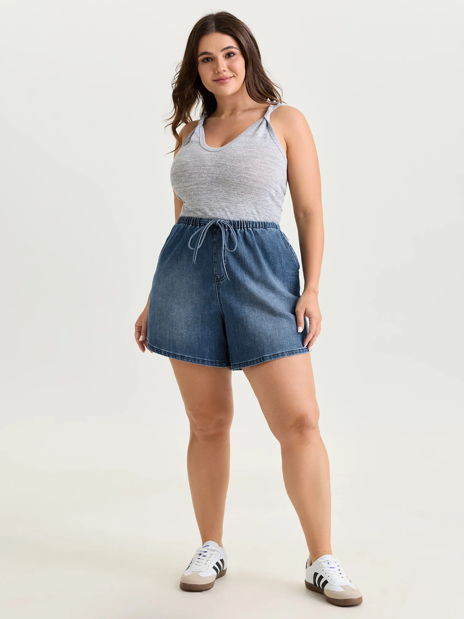 Stretchy Drawstring Elastic Waist Denim Shorts sold by Bloomchic product image thumbnail 2