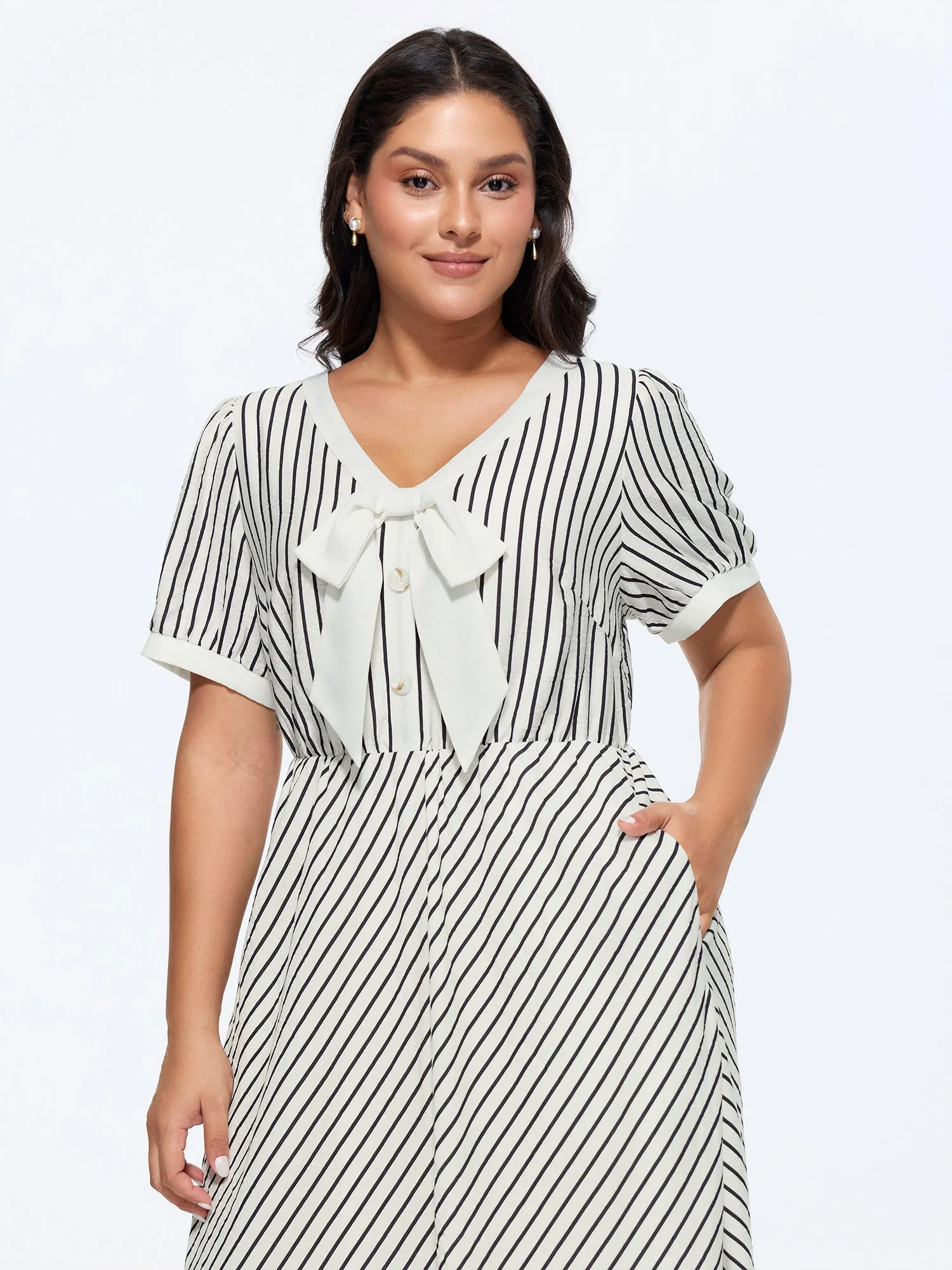 Striped Print Bowknot Neckline Maxi Dress sold by Bloomchic product image thumbnail 3