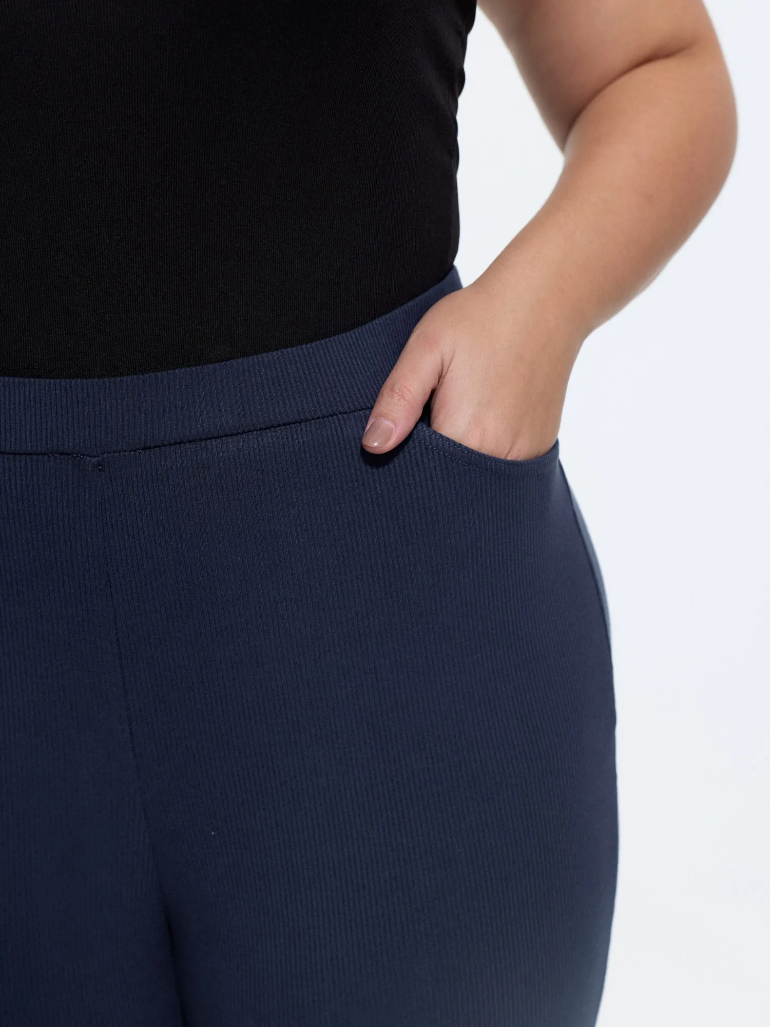 Stretchy Pull-On Plain Leggings sold by Bloomchic product image thumbnail 3