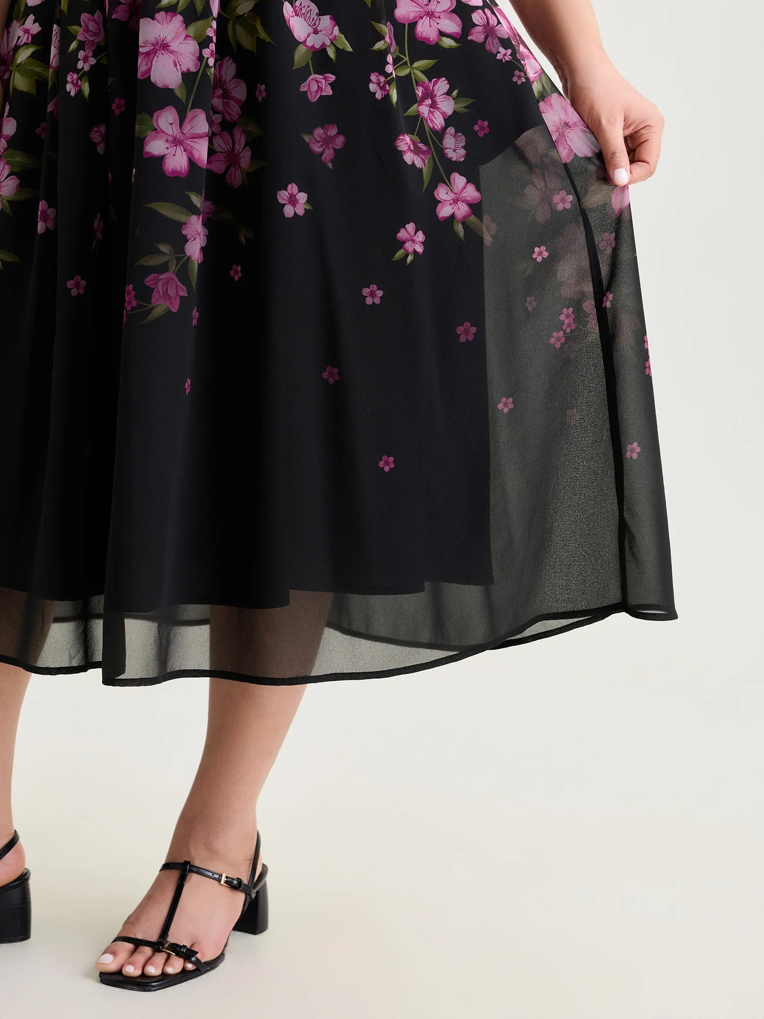 Sweet Floral Print Shirred Cami Midi Dress sold by Bloomchic product image thumbnail 3