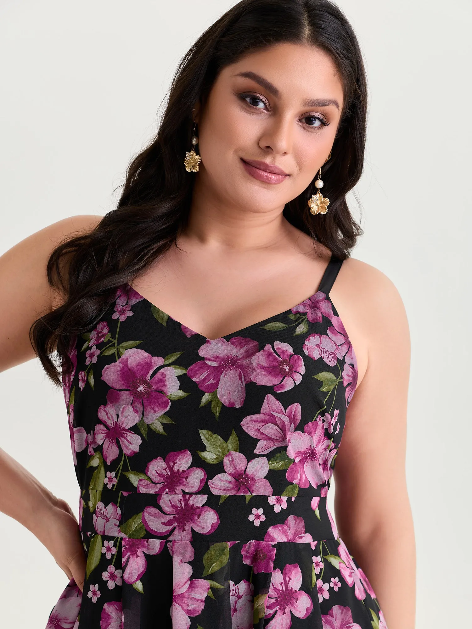 Sweet Floral Print Shirred Cami Midi Dress sold by Bloomchic product image thumbnail 2