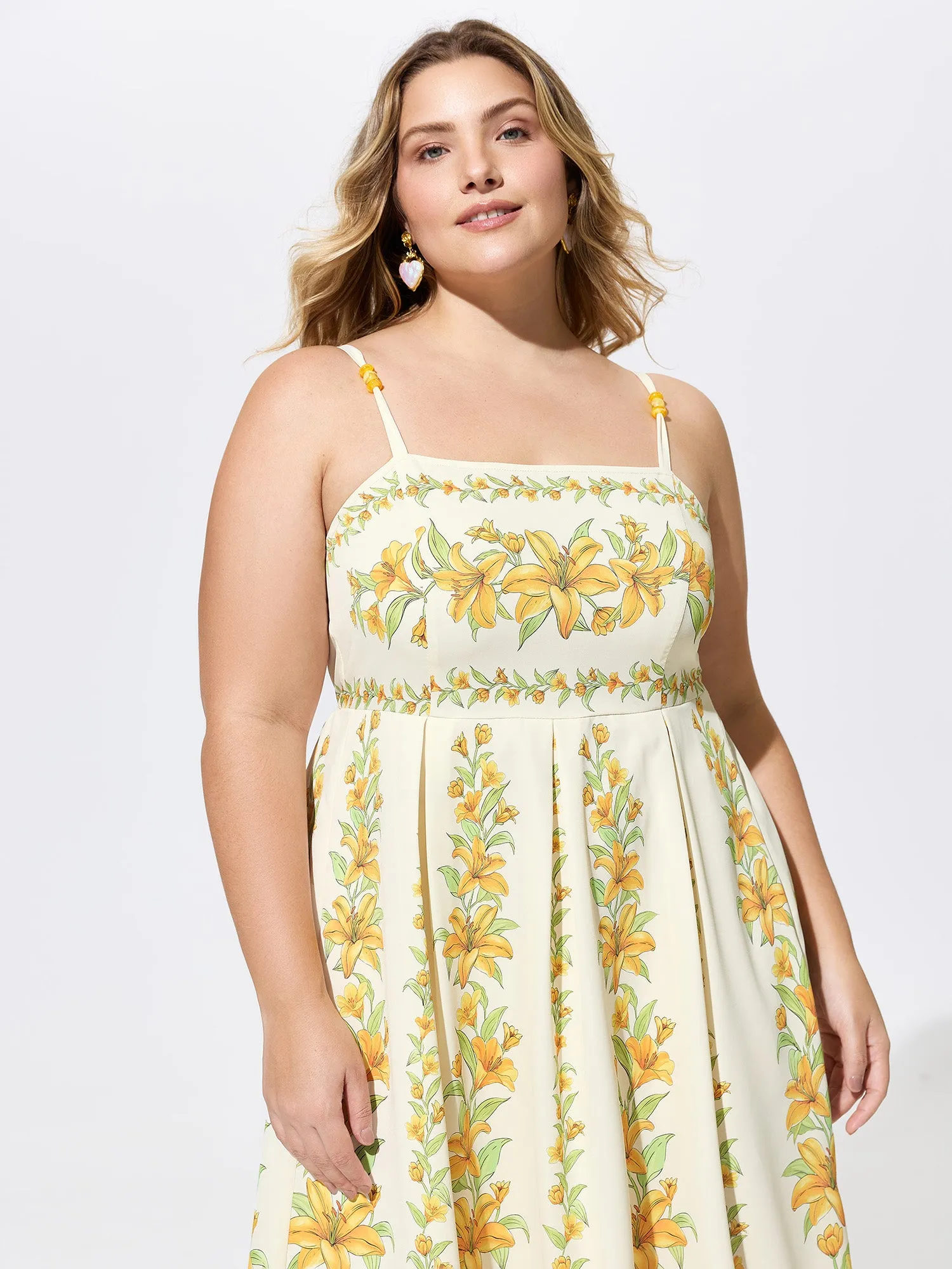 Floral Print Shirred Fit And Flare Midi Dress sold by Bloomchic product image thumbnail 3