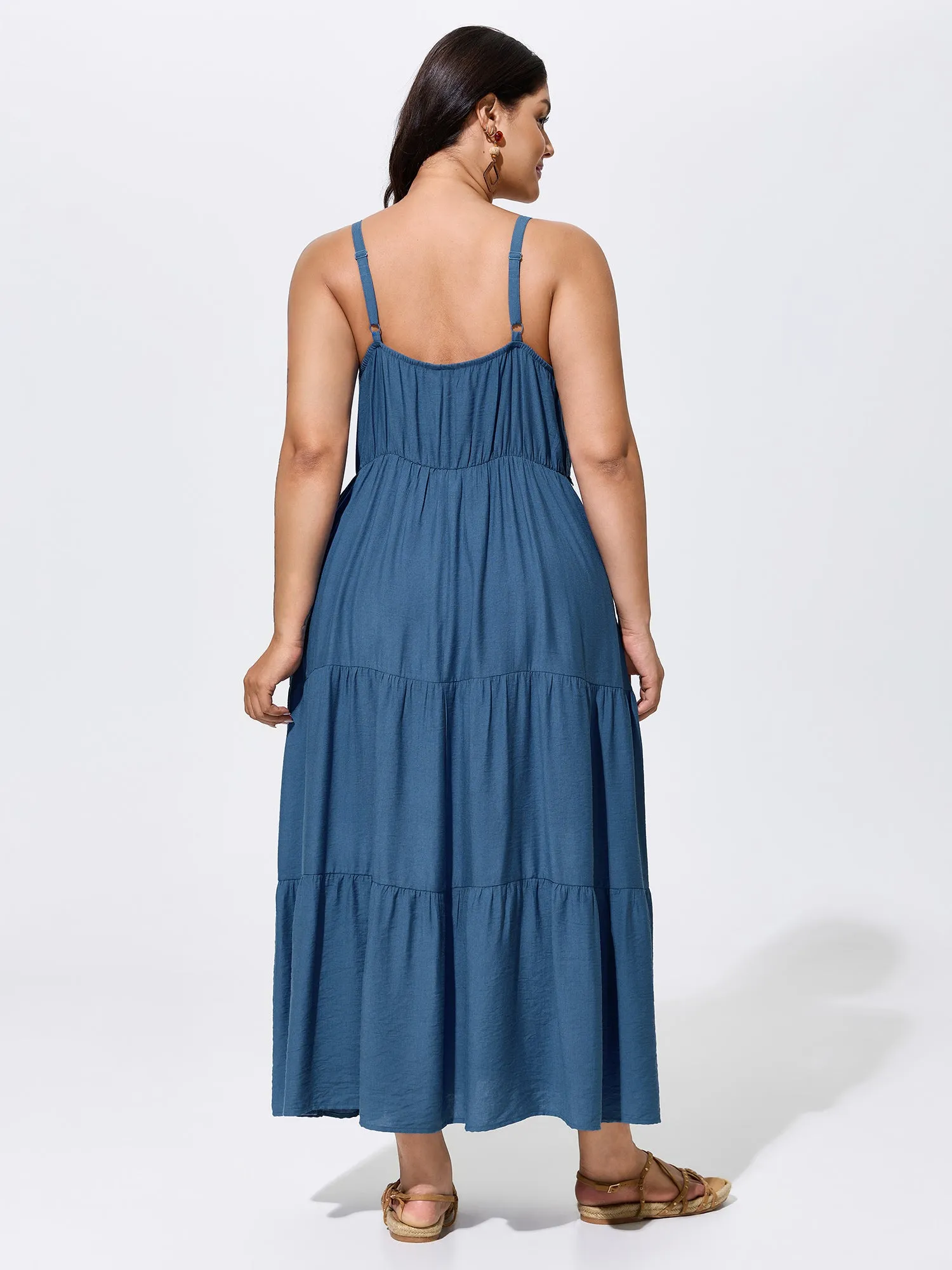 Breathable Plain Tiered Sleeveless Maxi Dress sold by Bloomchic product image thumbnail 4