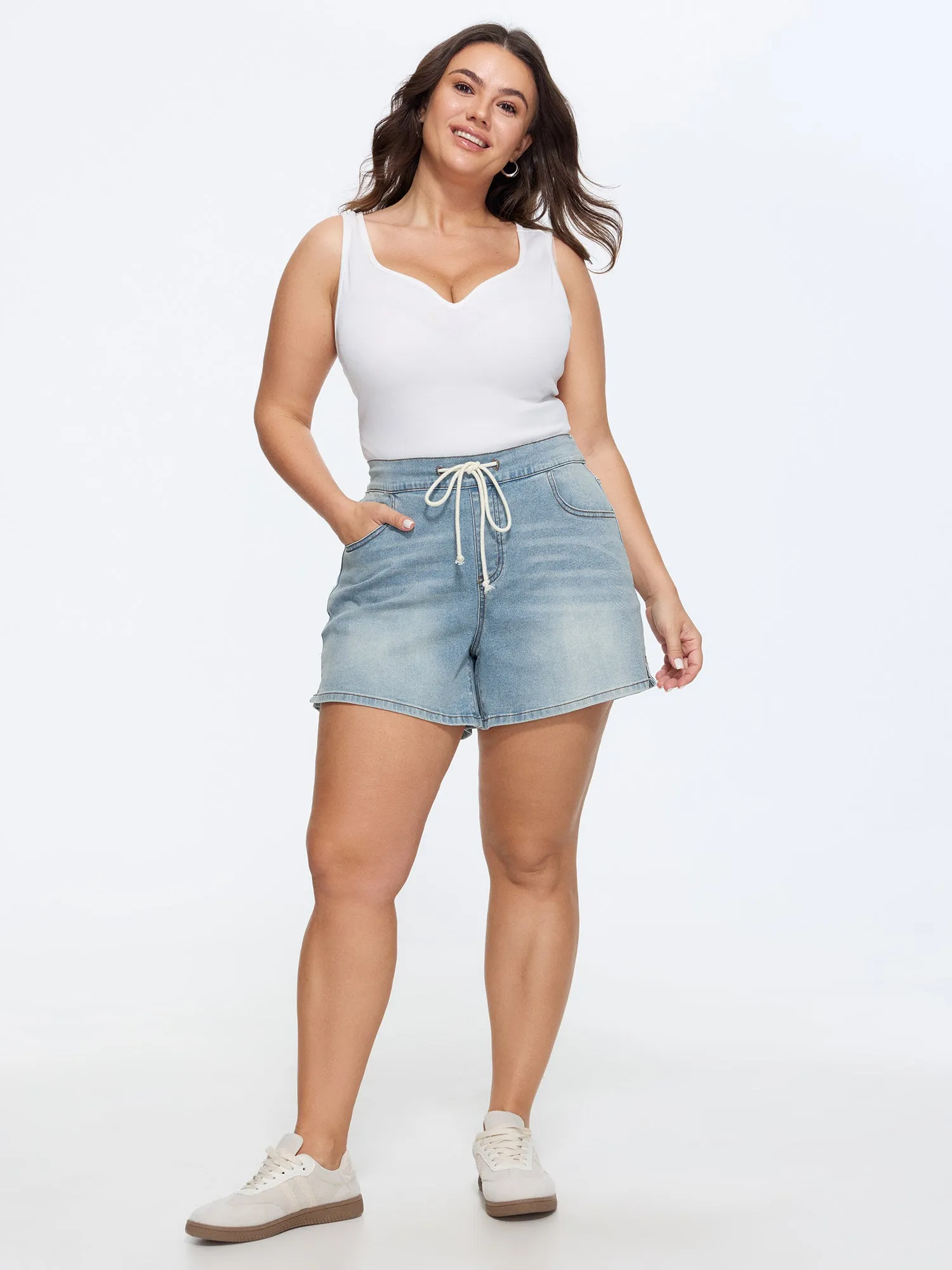 Stretchy Elastic Back Waist Straight-Leg Denim Shorts sold by Bloomchic product image thumbnail 2