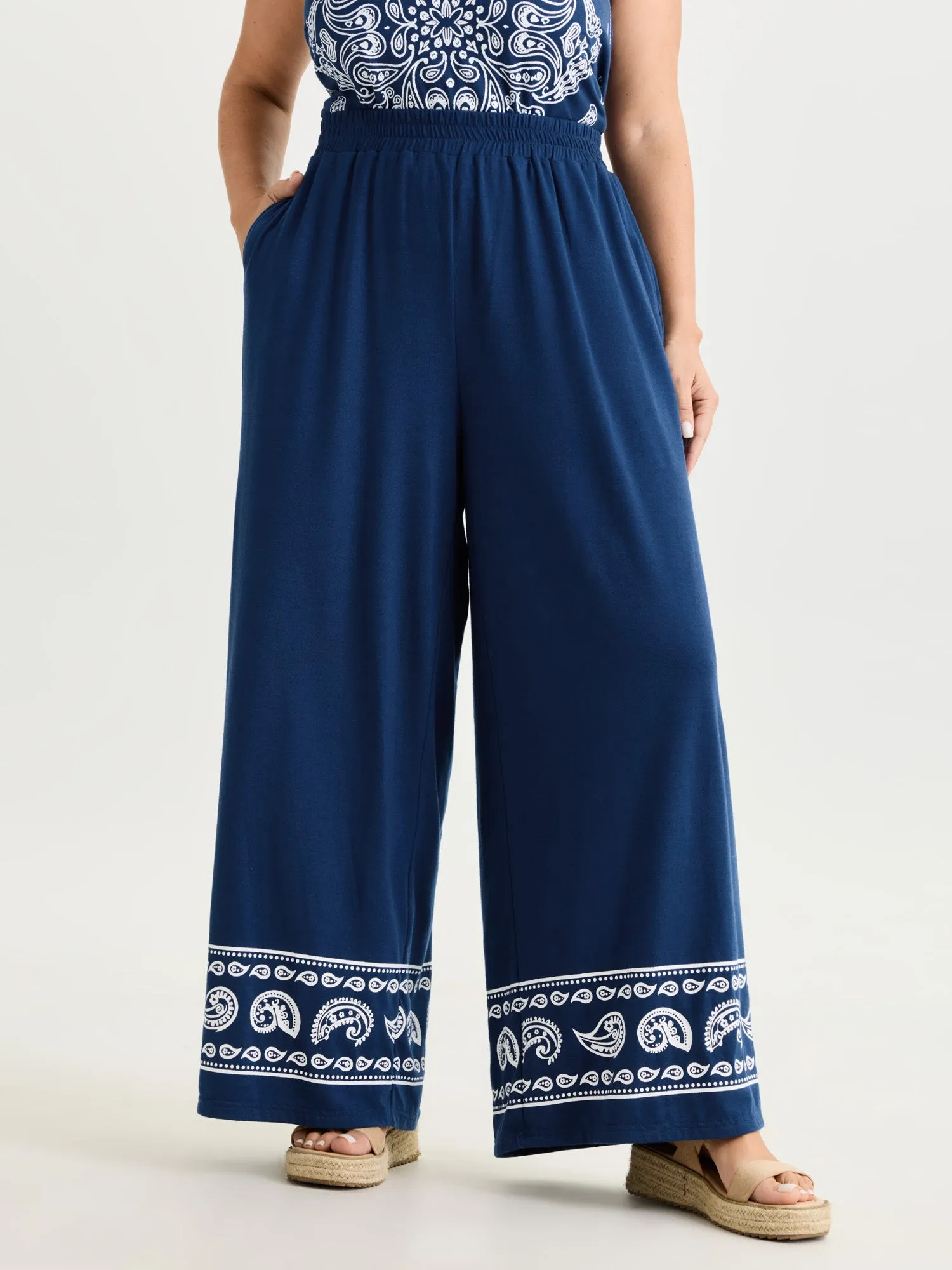 Stretchy Paisley Print Pockets Pants sold by Bloomchic product image thumbnail 2