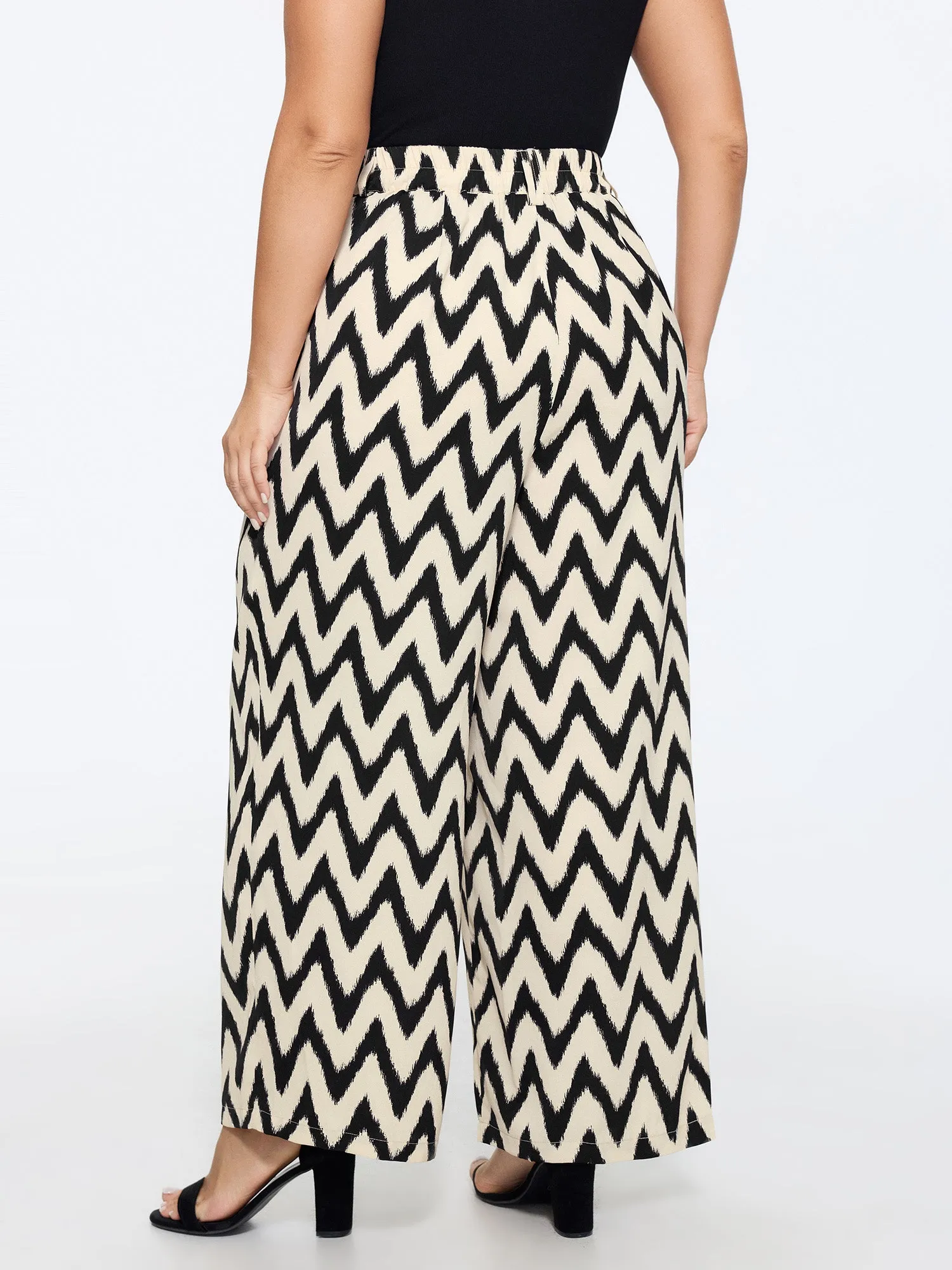 Geometric Print Pull-On Wide-Leg Pants sold by Bloomchic product image thumbnail 5