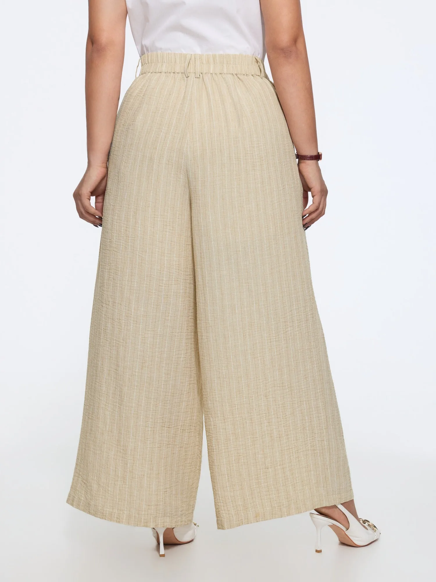 Textured Striped Pleated Wide Leg Pants sold by Bloomchic product image thumbnail 3