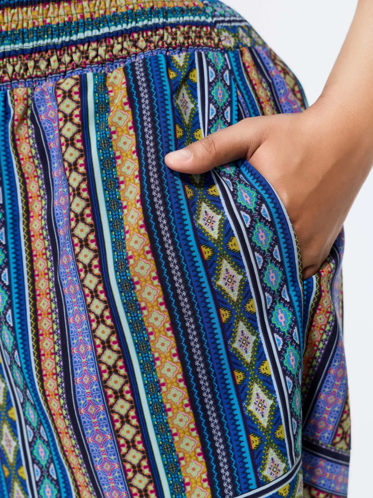 Geometric Striped Drawstring Waist Shorts sold by Bloomchic product image thumbnail 3