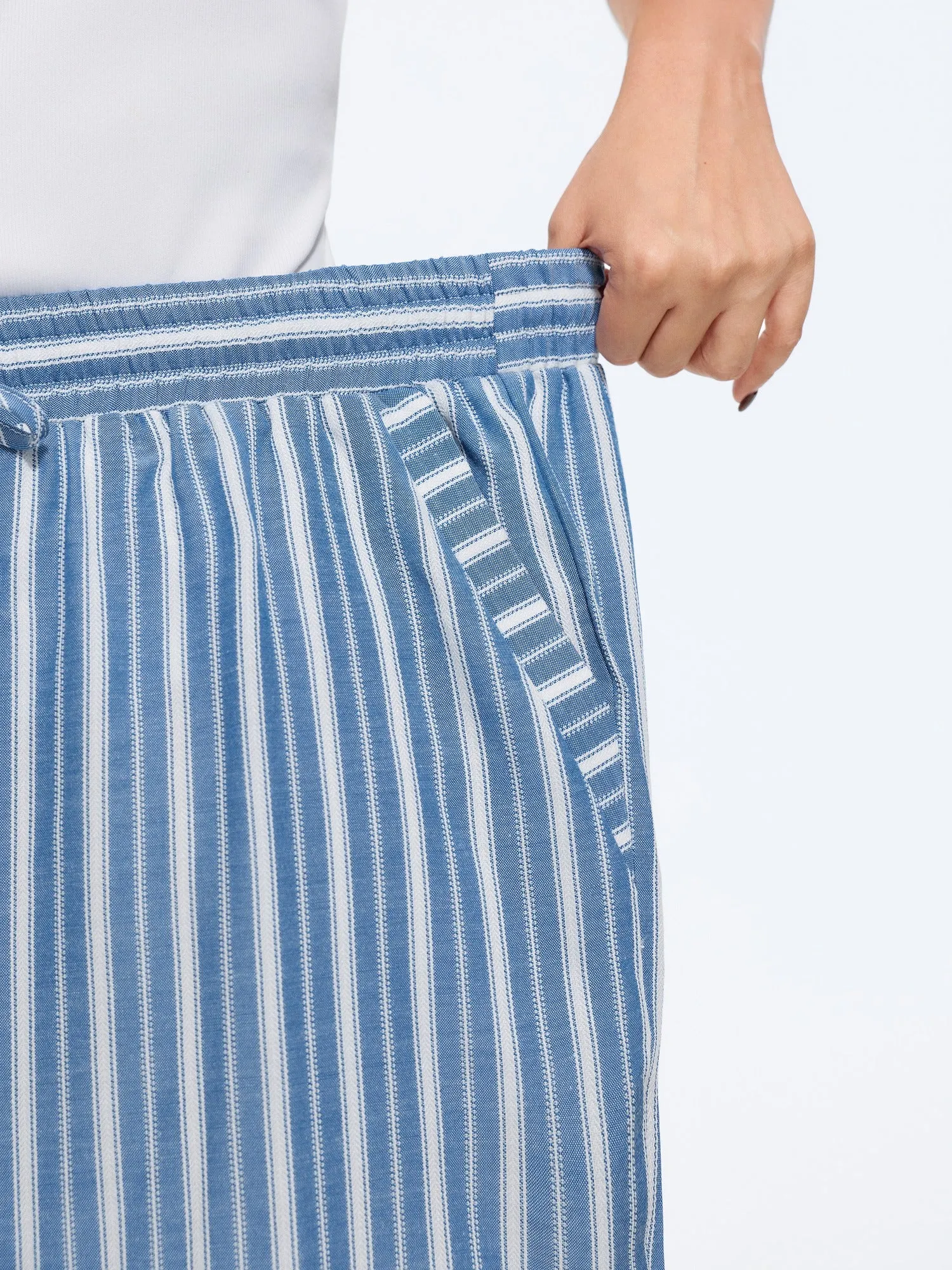 Color Contrast Stripe Drawstring Wide Leg Pants sold by Bloomchic product image thumbnail 5