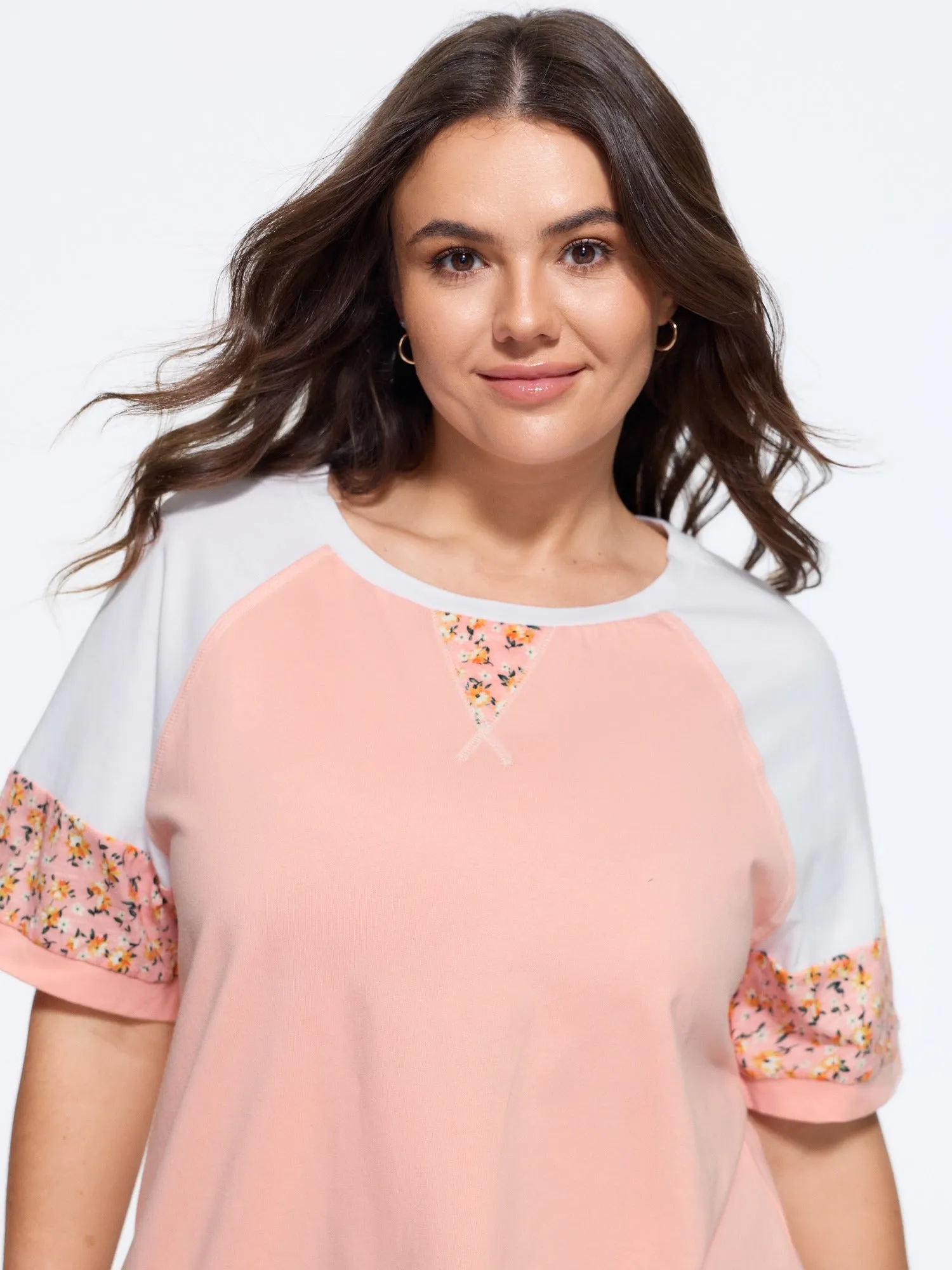 Cotton Floral Print Raglan Sleeve Patchwork T-Shirt sold by Bloomchic product image thumbnail 2