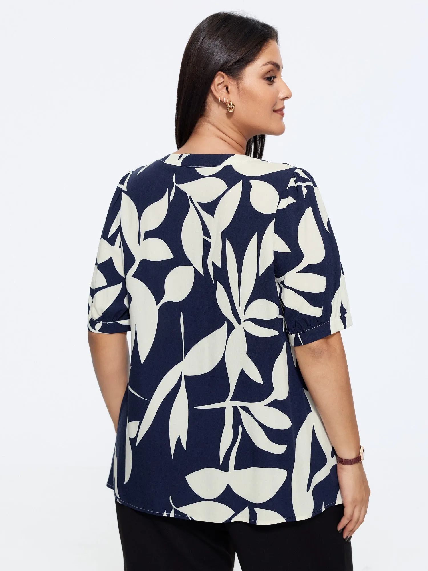 Abstract Print Puff Sleeve Blouse sold by Bloomchic product image thumbnail 3