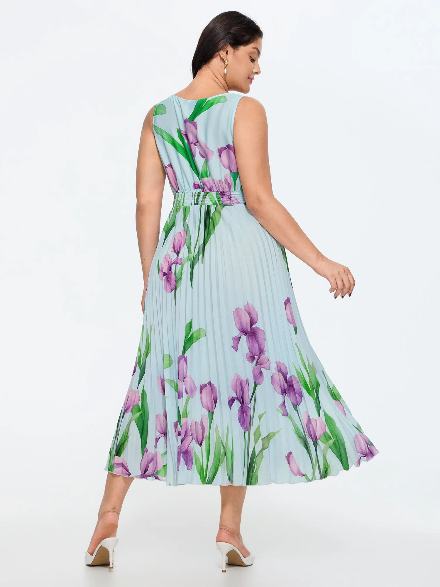 Floral Print Square Neck Sleeveless Pleated Midi Dress sold by Bloomchic product image thumbnail 4