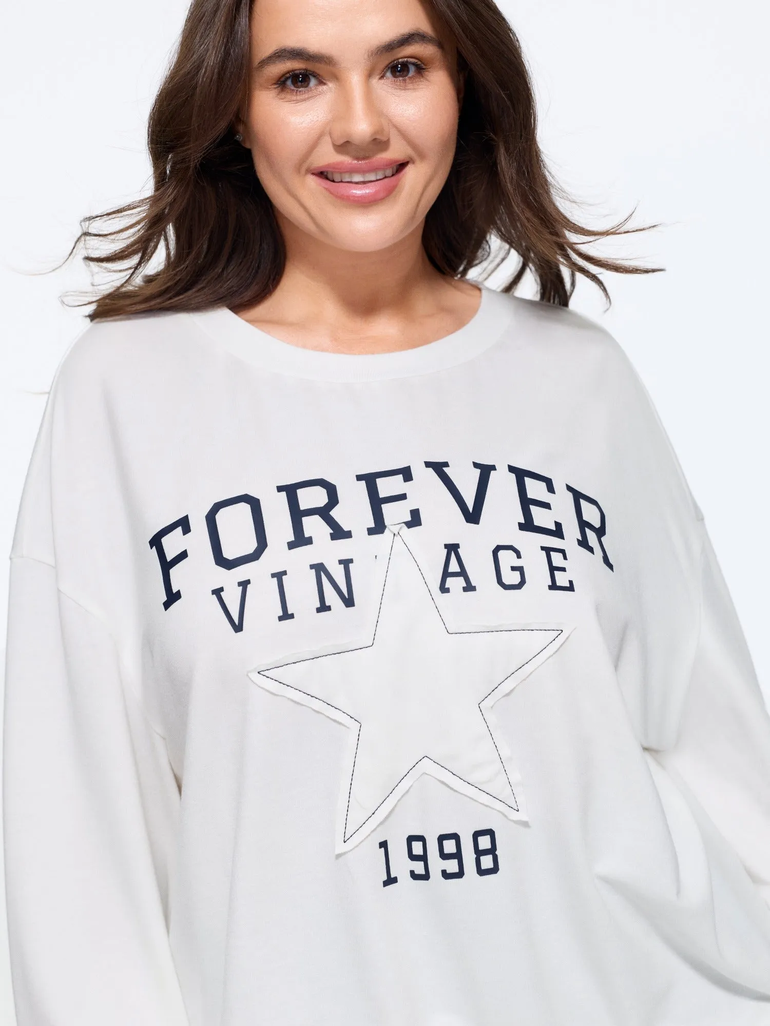 Vintage Star Patch Letter Print Sweatshirt sold by Bloomchic product image thumbnail 2