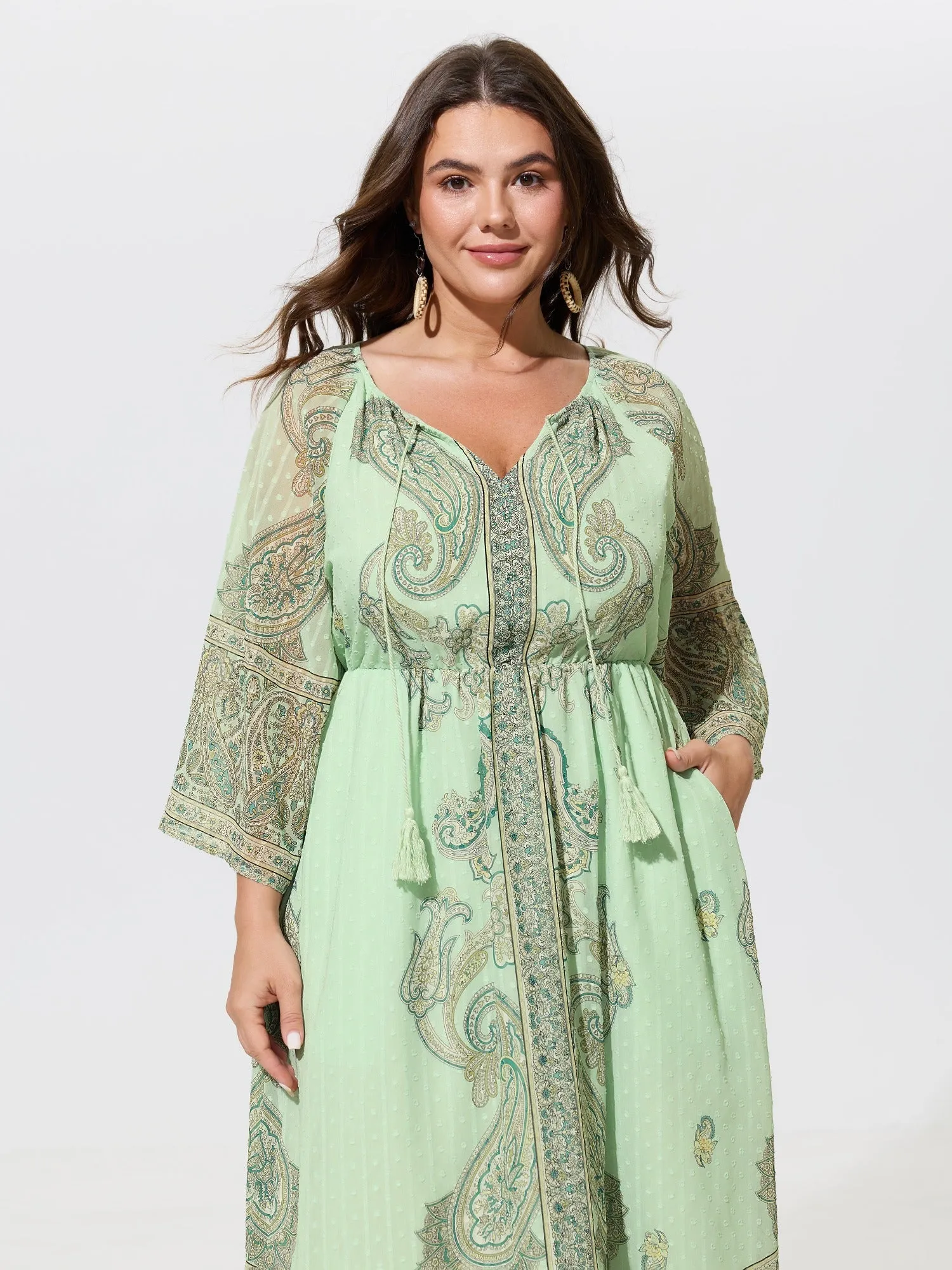 Paisley Print Tassel Tie Flare Sleeve Midi Dress sold by Bloomchic product image thumbnail 4