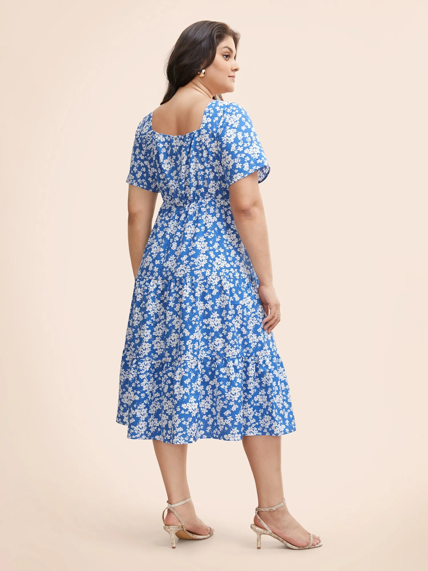 Ditsy Floral Heart Neckline Drawstring Dress sold by Bloomchic product image thumbnail 4