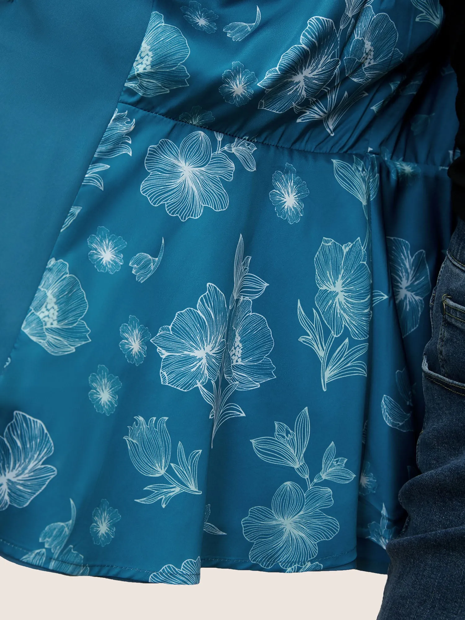 Suit Collar Gathered Lined Floral Blazer sold by Bloomchic product image thumbnail 3