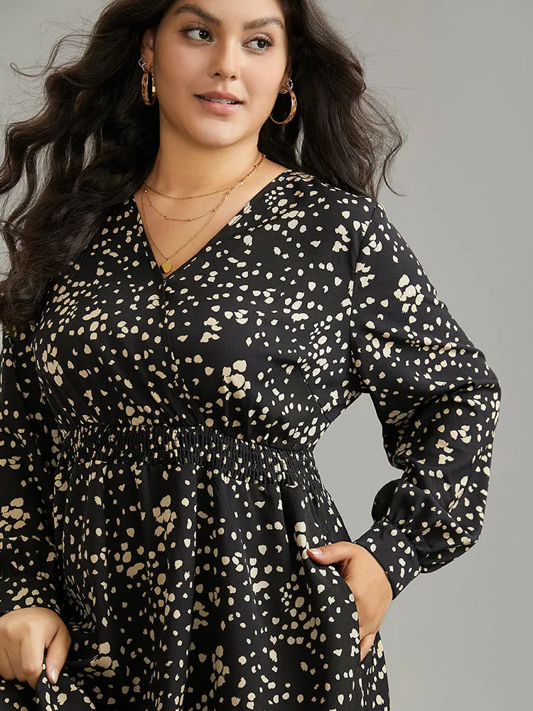 Graphic Two Tone Shirred Surplice Neck Dress sold by Bloomchic product image thumbnail 5