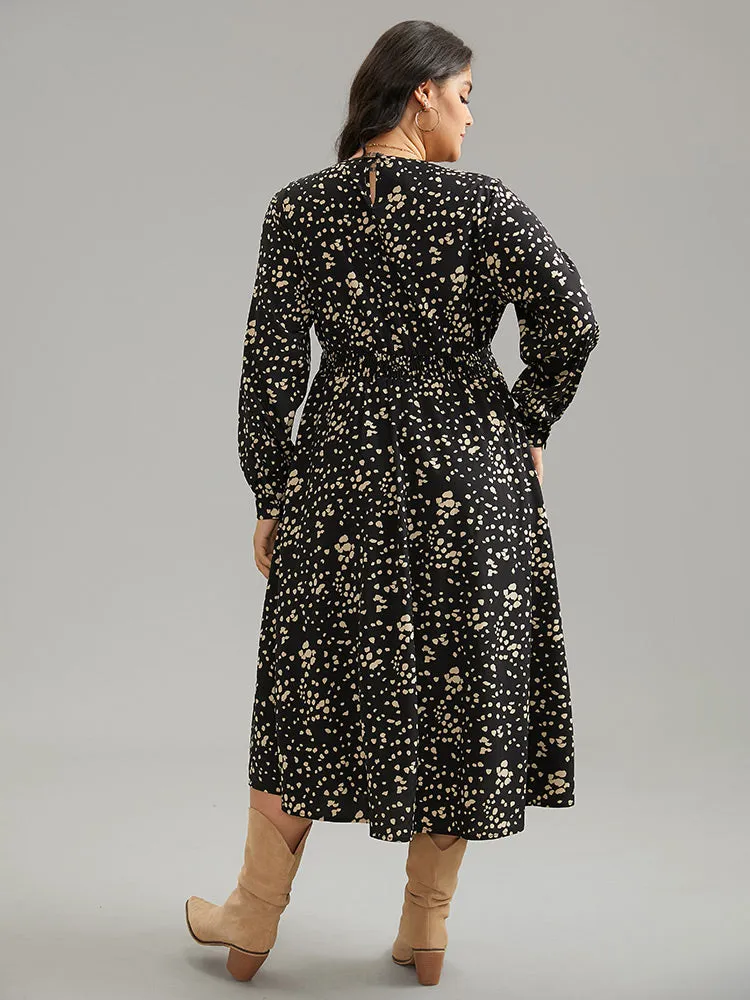 Graphic Two Tone Shirred Surplice Neck Dress sold by Bloomchic product image thumbnail 2