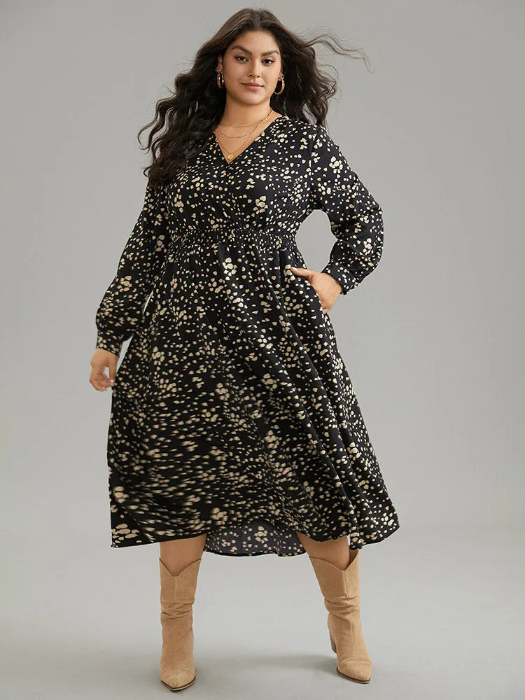 Graphic Two Tone Shirred Surplice Neck Dress sold by Bloomchic product image thumbnail 3