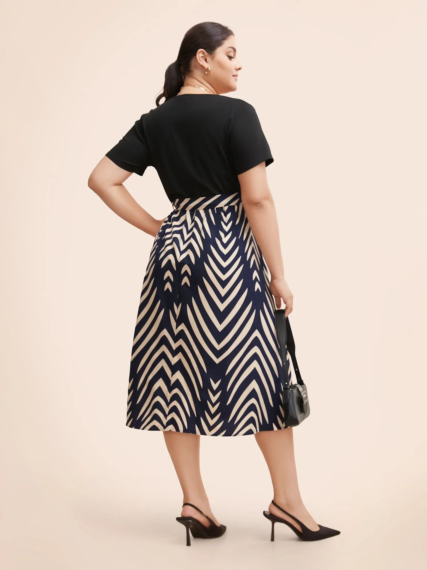 Square Neck Striped Patchwork Belted Dress sold by Bloomchic product image thumbnail 3