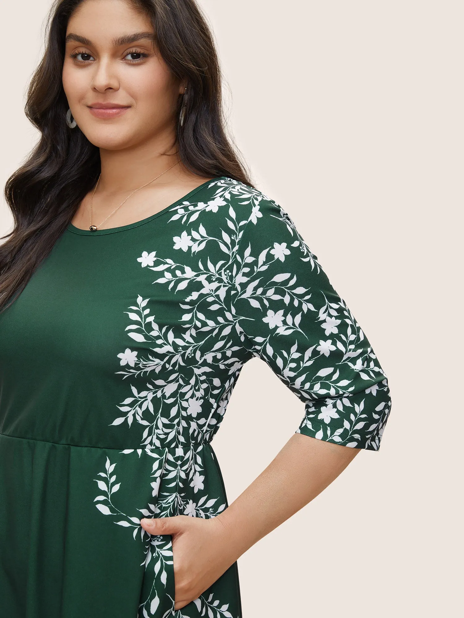 Silhouette Floral Print Pocket Elastic Waist Dress sold by Bloomchic product image thumbnail 4