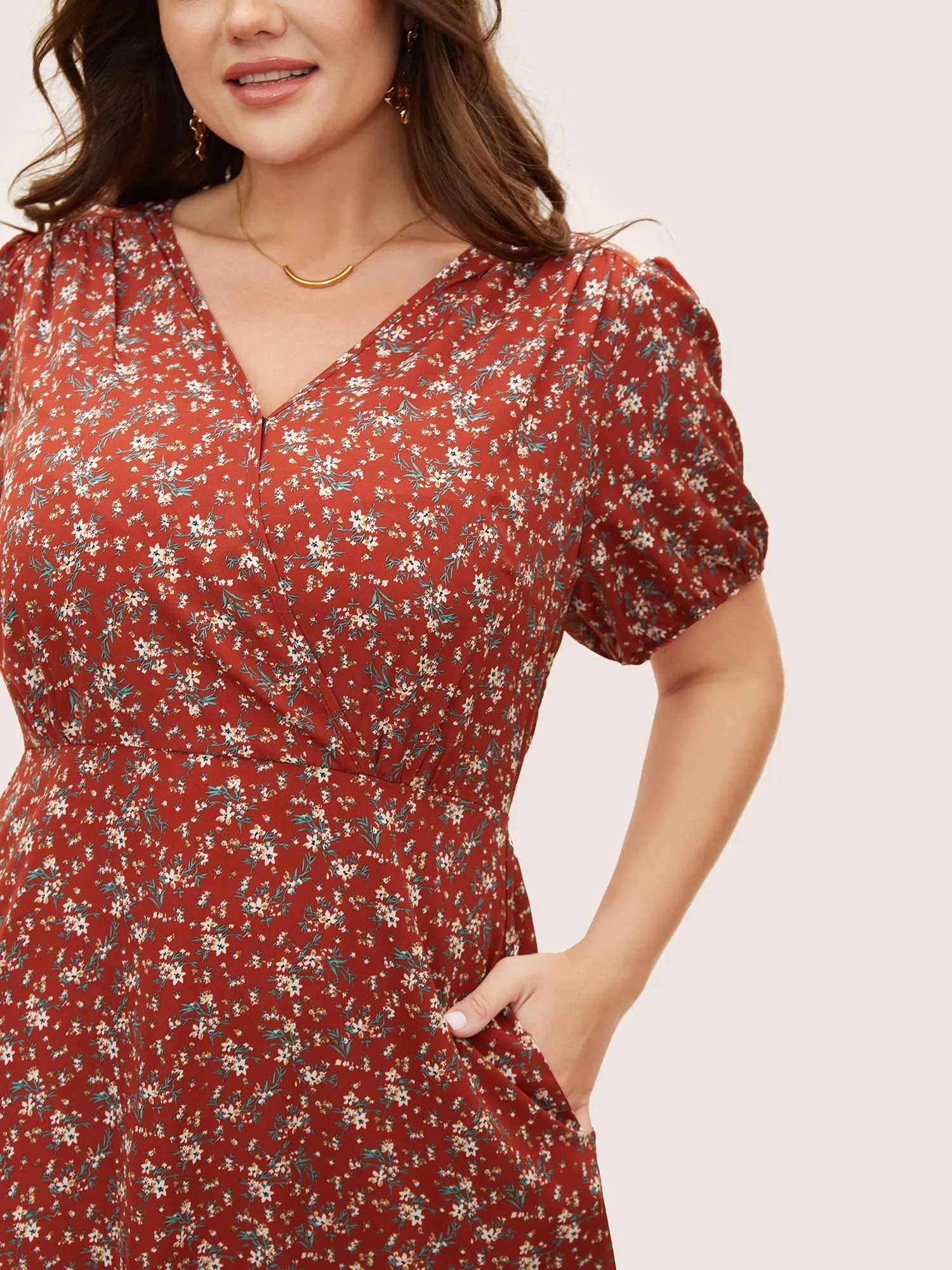 V Neck Ditsy Floral Puff Sleeve Dress sold by Bloomchic product image thumbnail 4