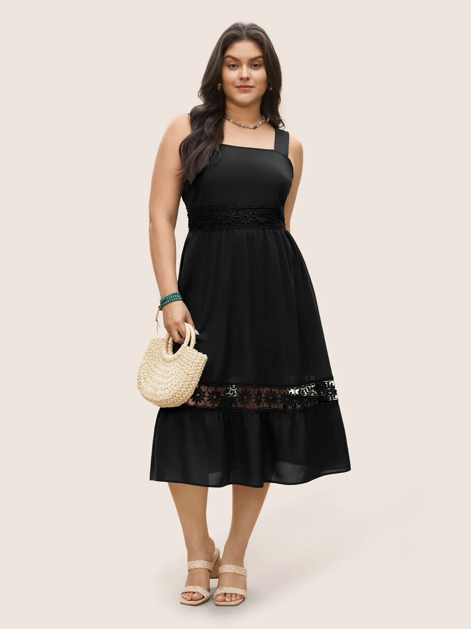 Plain Elastic Waist Cut Out Lace Patchwork Dress sold by Bloomchic product image thumbnail 2