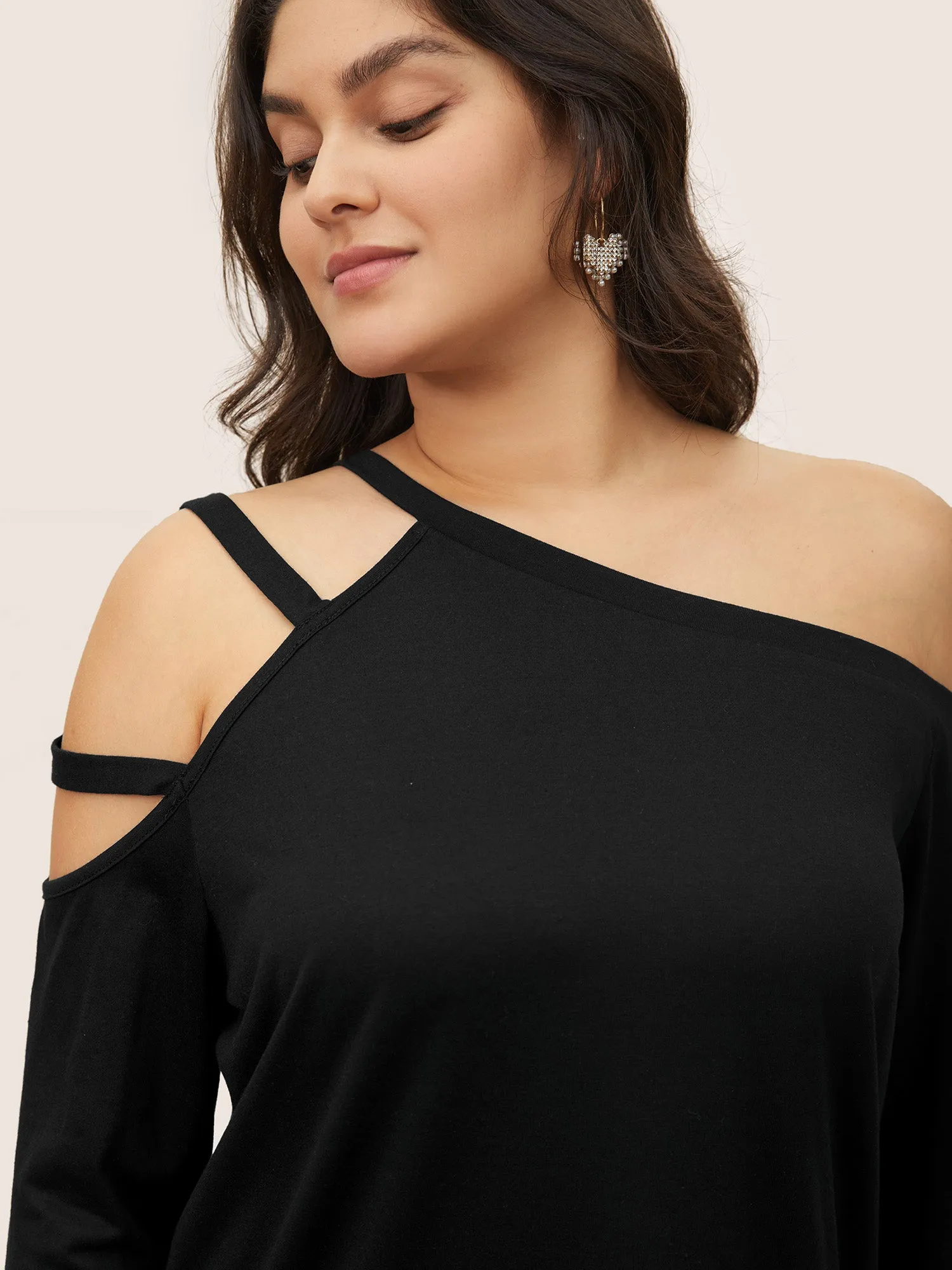 Solid Cold Shoulder Asymmetrical Neck T-shirt sold by Bloomchic product image thumbnail 4