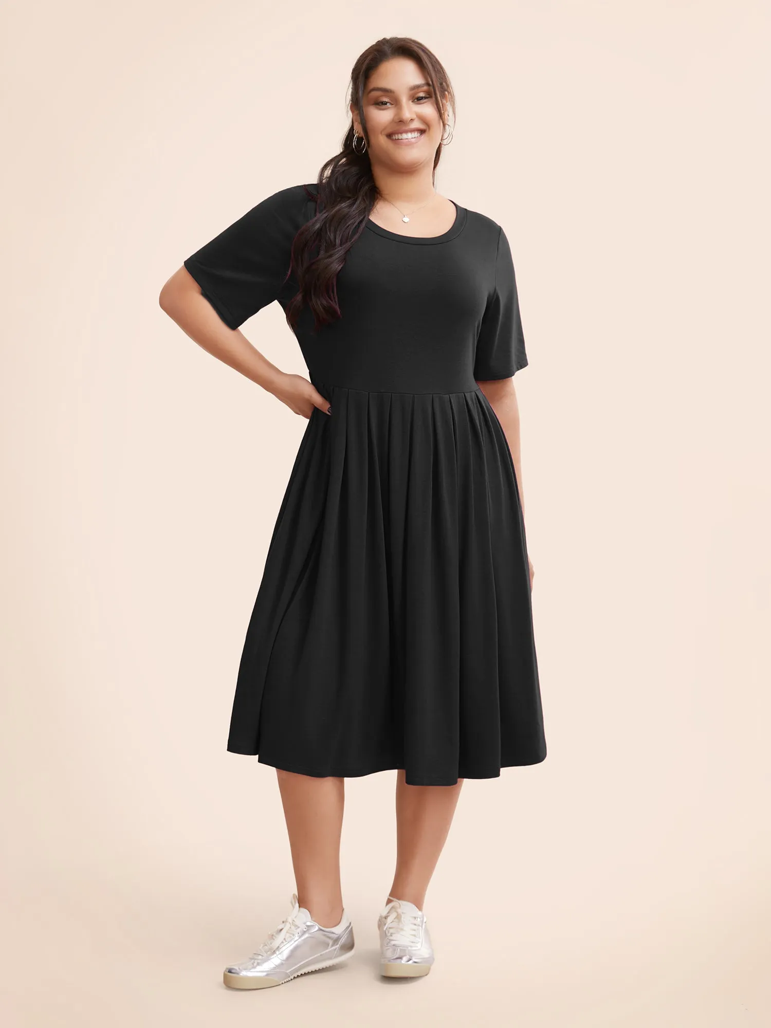 Supersoft Essentials Solid Pleated Round Neck Midi Dress sold by Bloomchic product image thumbnail 3
