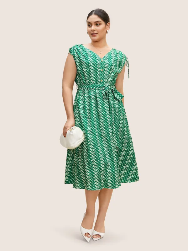 Geometric Drawstring Cap Sleeve Midi Dress sold by Bloomchic