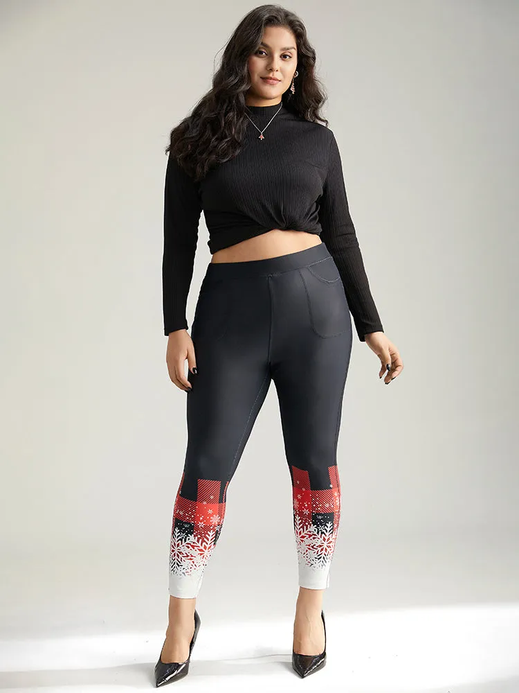 Snowflakes Plaid Pocket Skinny Leggings sold by Bloomchic product image thumbnail 4