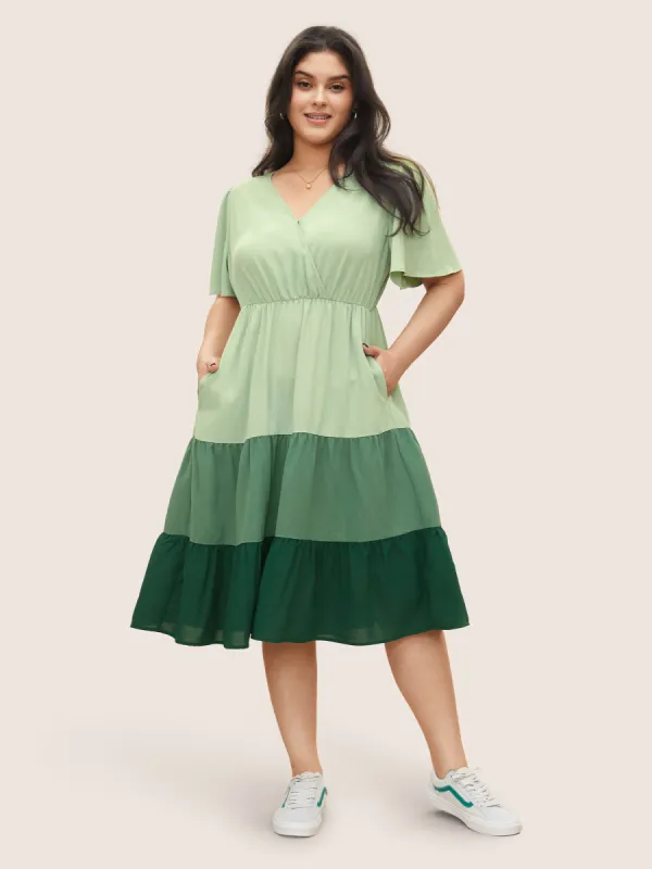 Colorblock Contrast Wrap Elastic Waist Pocket Dress sold by Bloomchic