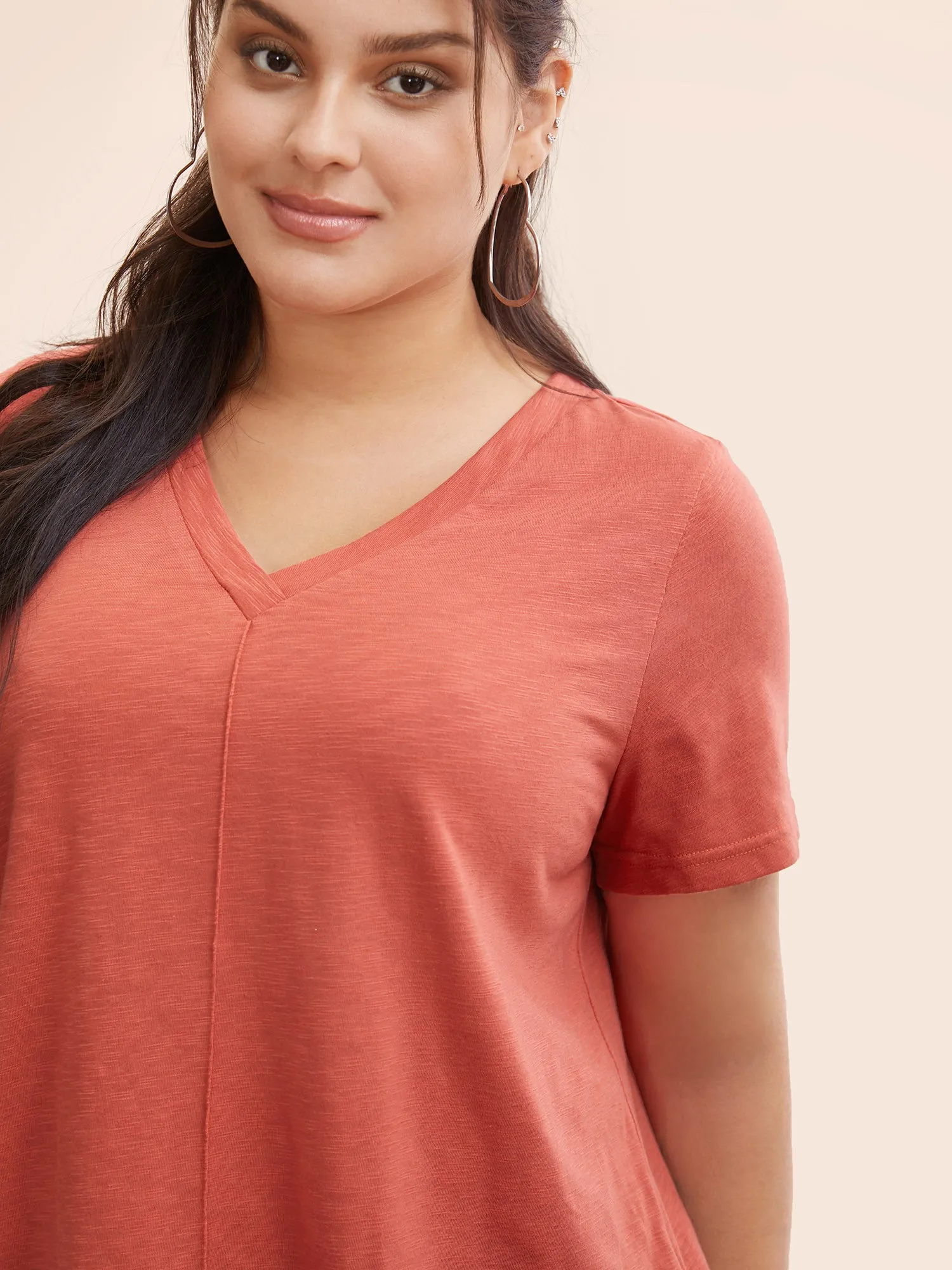 Solid V Neck Split Hem T-shirt sold by Bloomchic product image thumbnail 2